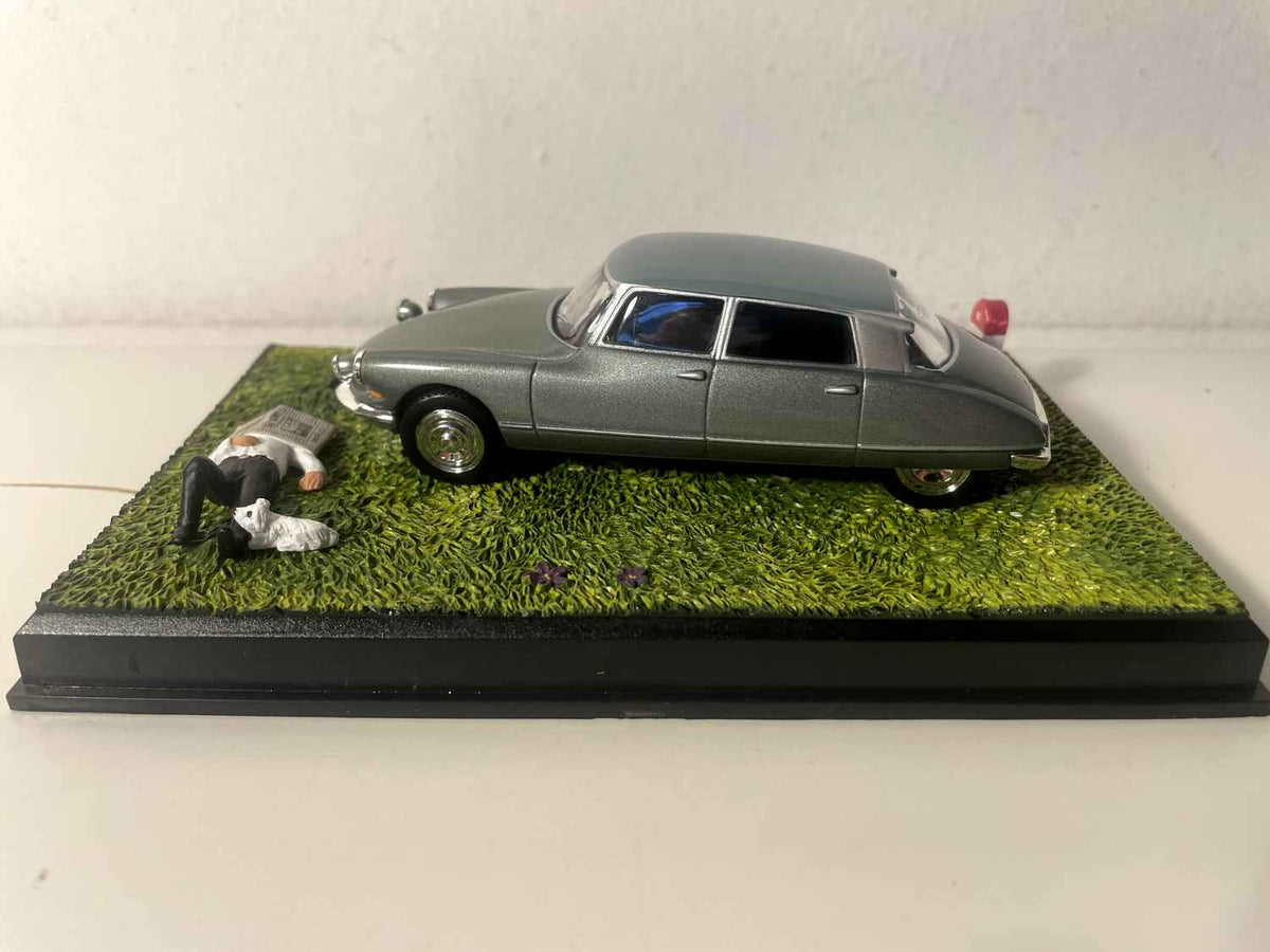 Citroën DS 19 Pallas gris - La Nationale 7 - d'blou Strooss