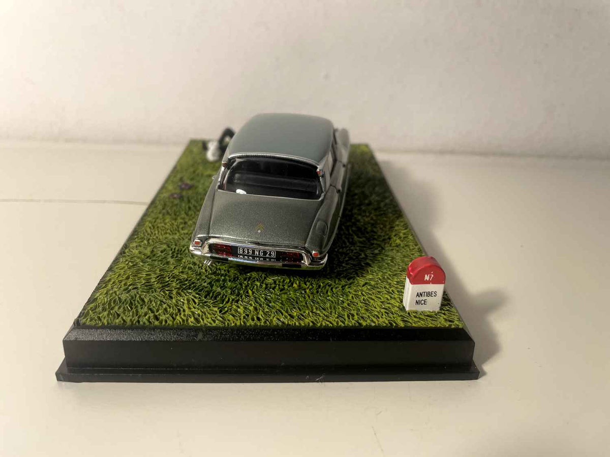 Citroën DS 19 Pallas gris - La Nationale 7 - d'blou Strooss