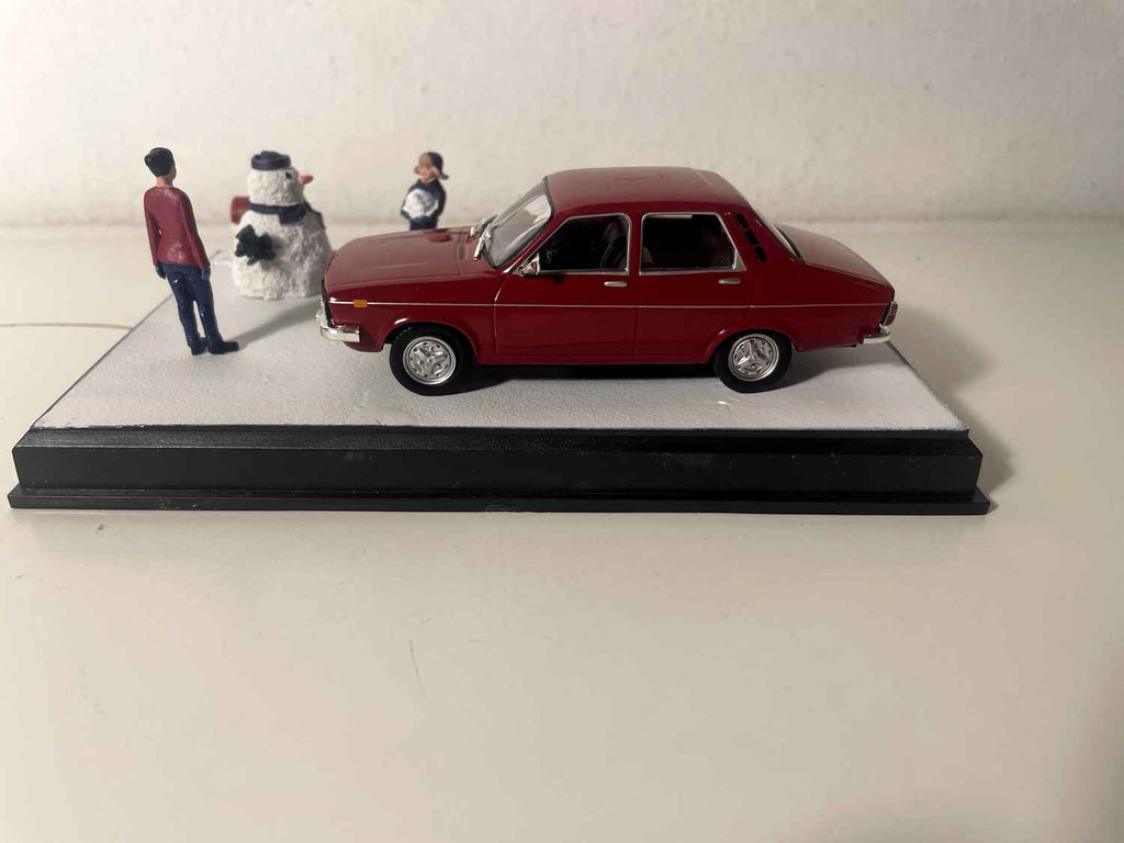 Renault 12 TL Bordeaux - La Nationale 7 - The Blue Road