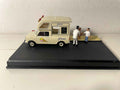 Beige Mini Pick-up - La Nationale 7 - d'blau Strooss (de Glacevendor)