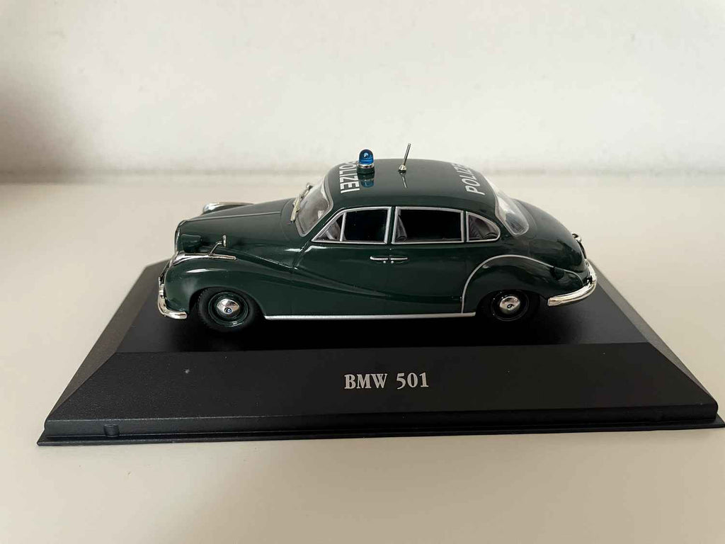 BMW 501 donkergroen POLITIE