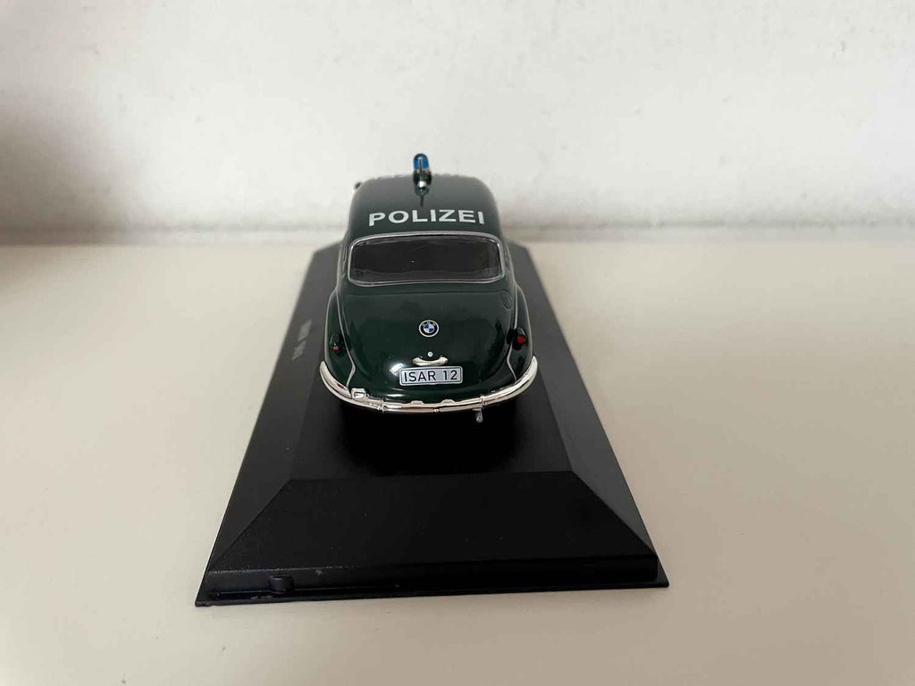 BMW 501 donkergroen POLITIE
