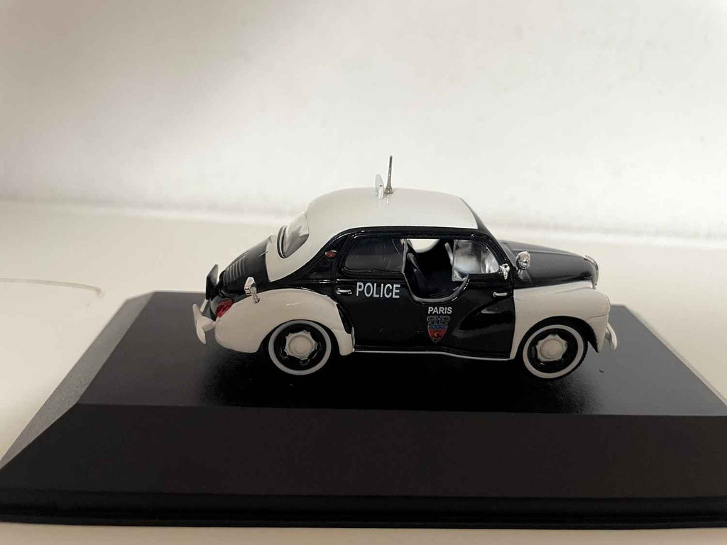Schwaarz-wäiss Renault 4 CV PARÄIS POLICE