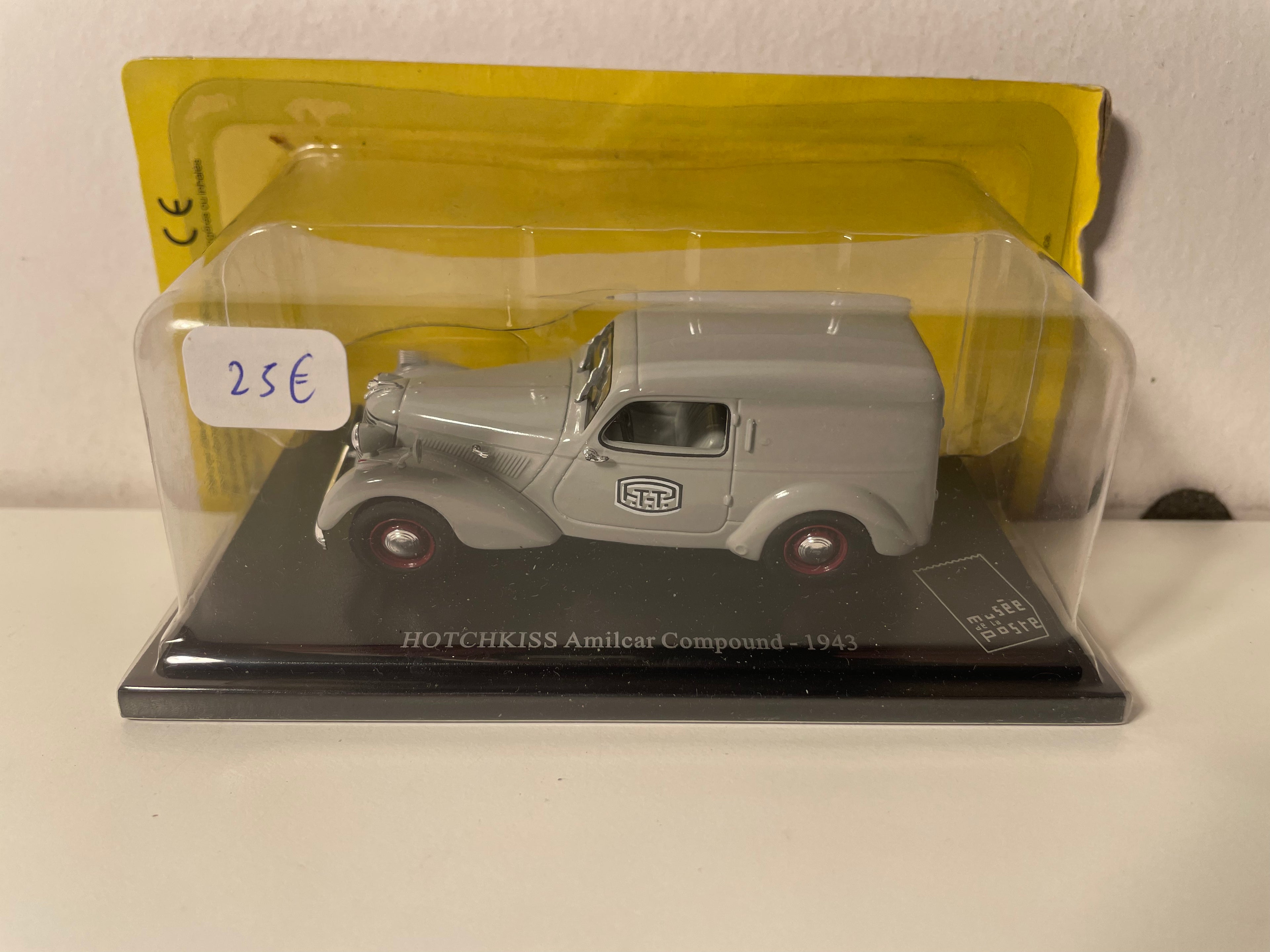Hotchkiss Amilcar Compound grise de 1943 - La Poste - PTT - Téléphone