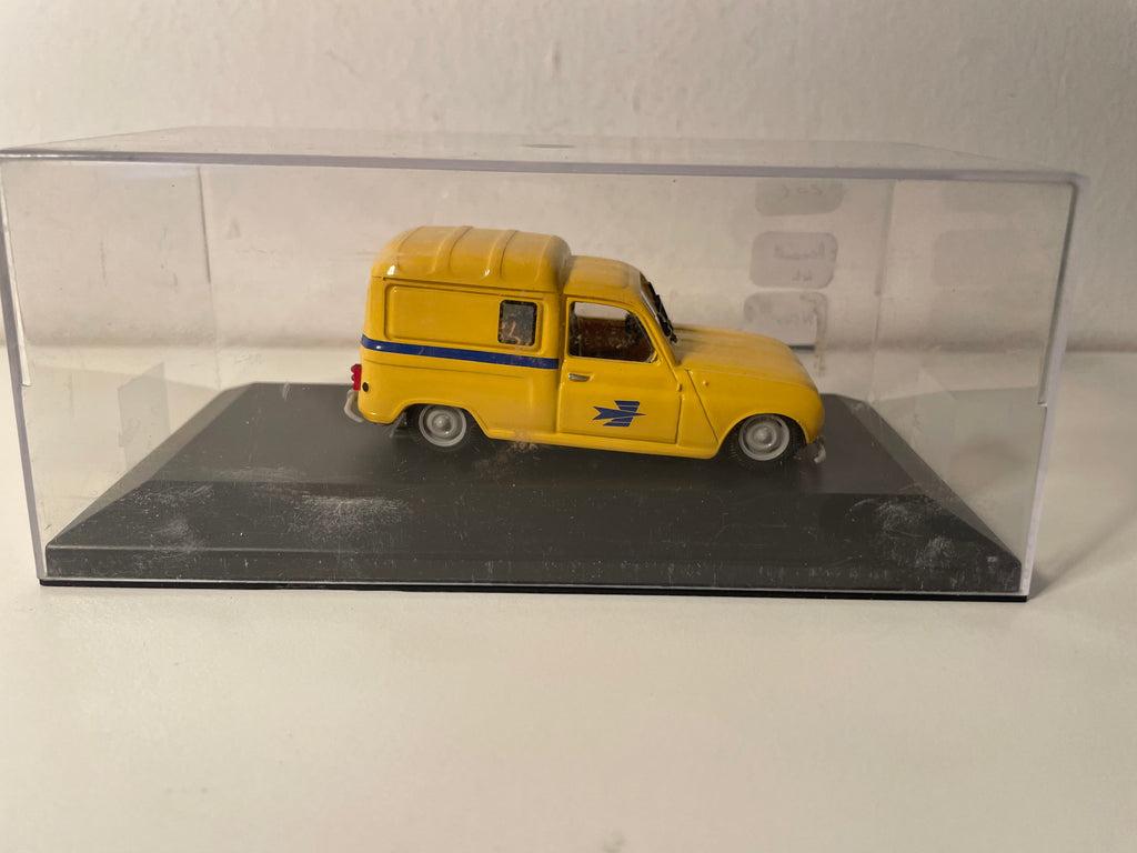Renault 4 jaune de 1962 - La Poste - PTT (boite plexi)