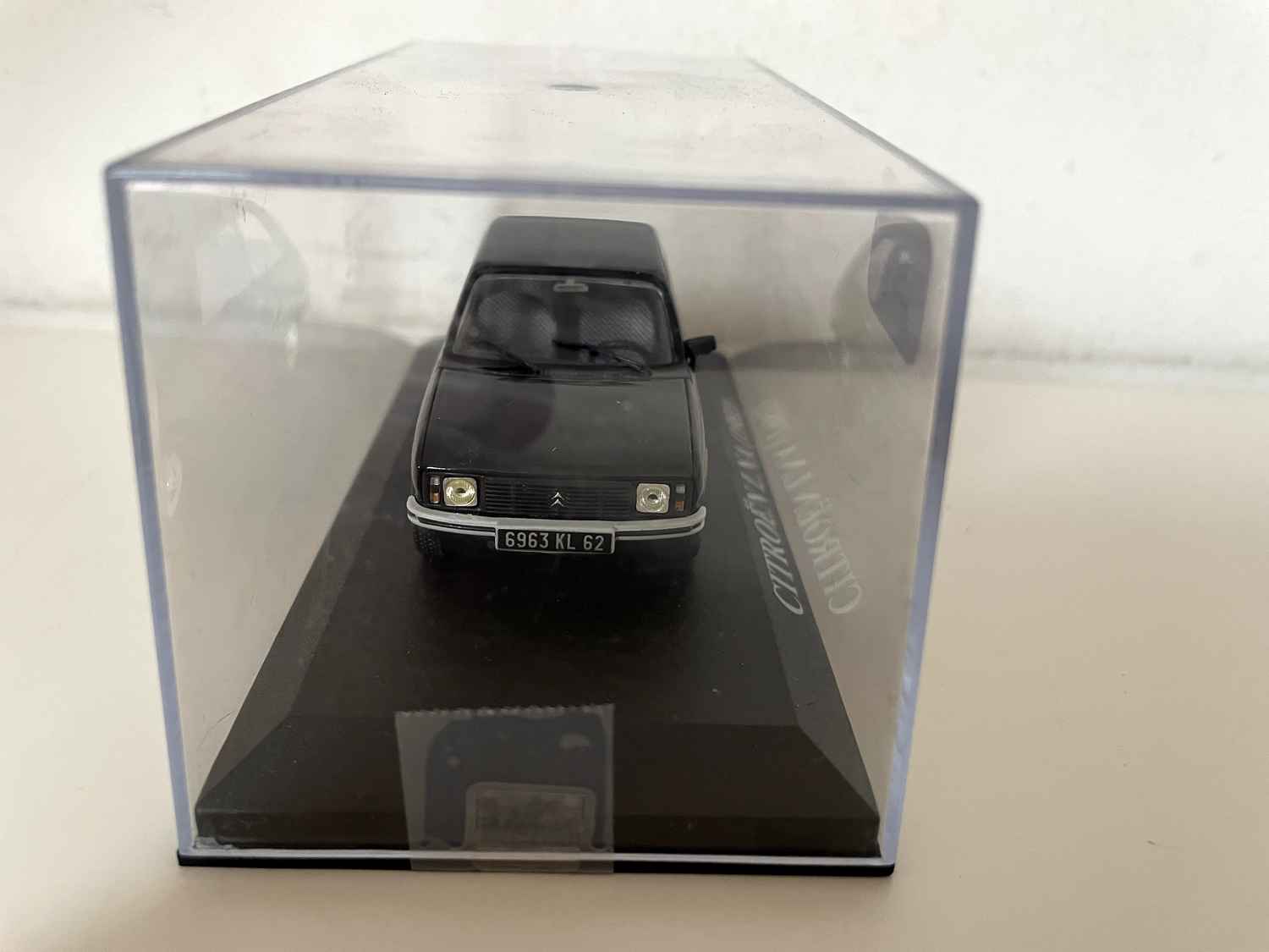Schwaarze Citroën LNA vun 1981