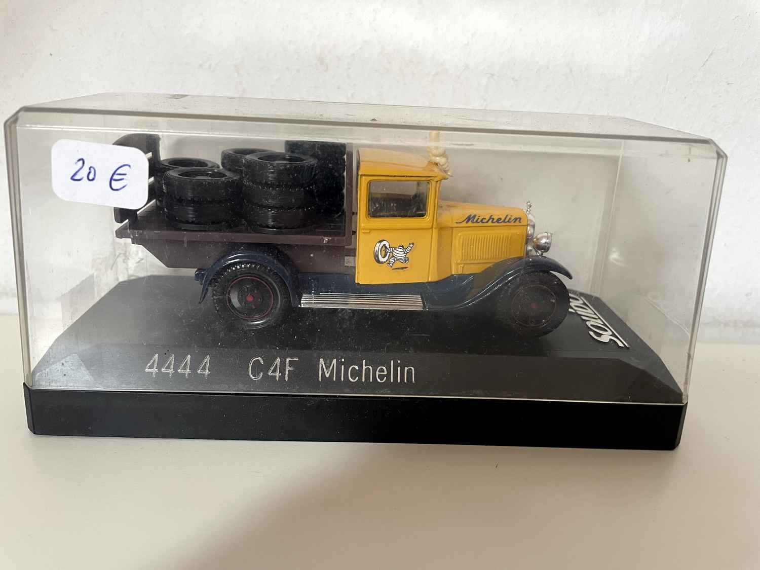Citroën C4F MICHELIN (Solido referentie 4444)