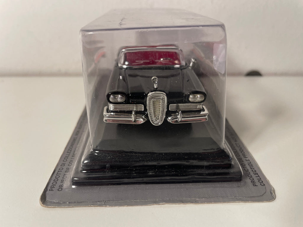 1958 Black Edsel Citation (Amerikaanse auto)