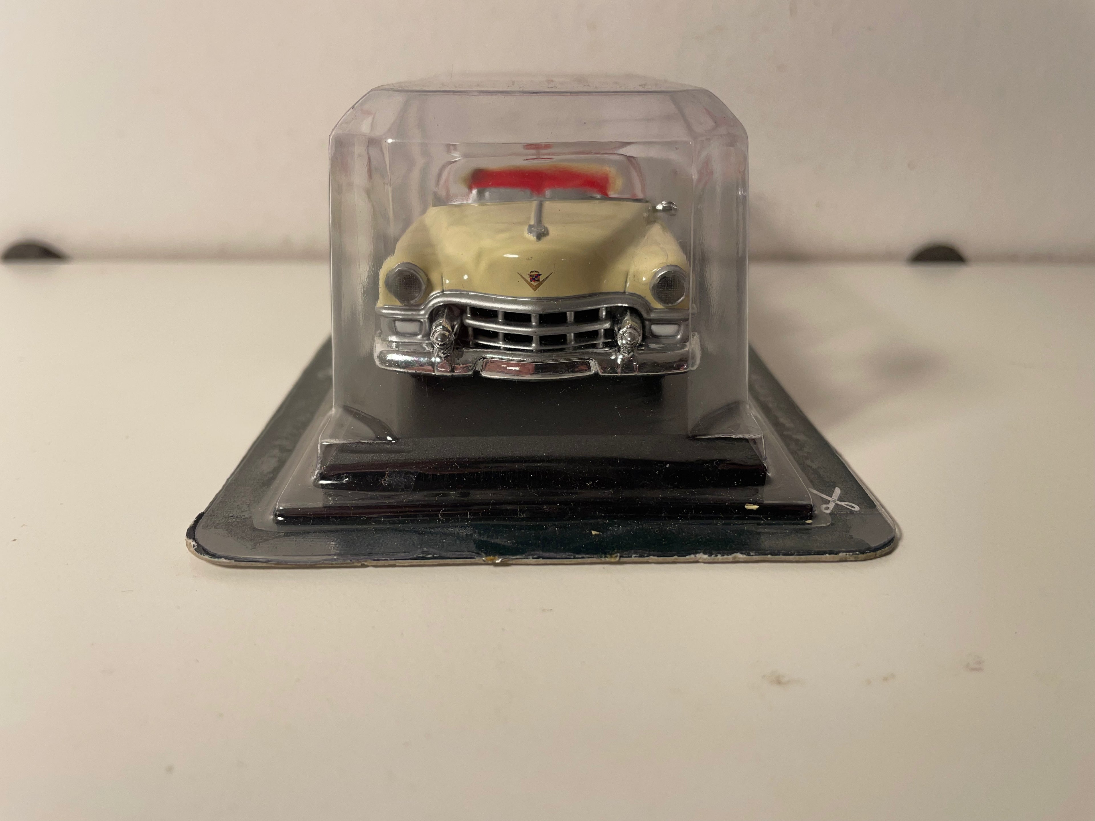 Cadillac Eldorado beige (auto americana) - Del Prado