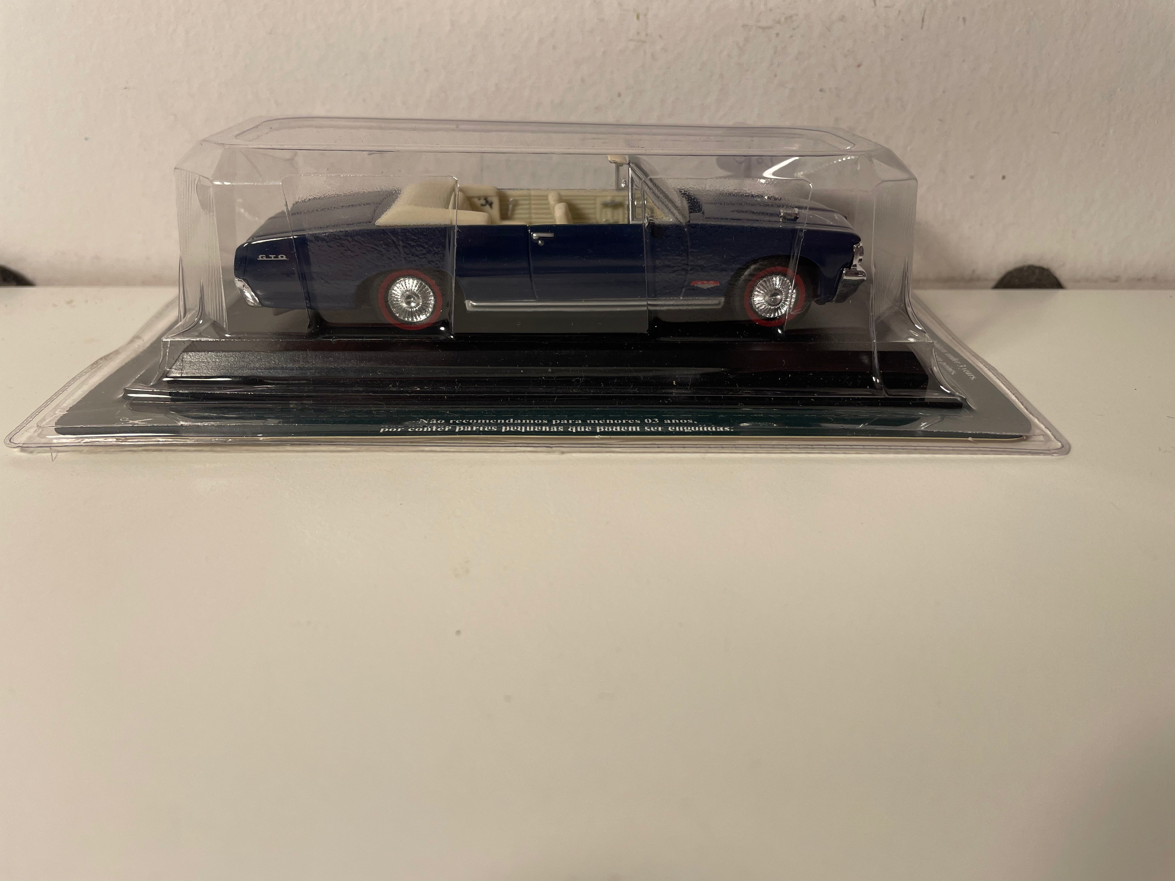 Dark Blue Pontiac GTO (American Car) - Del Prado