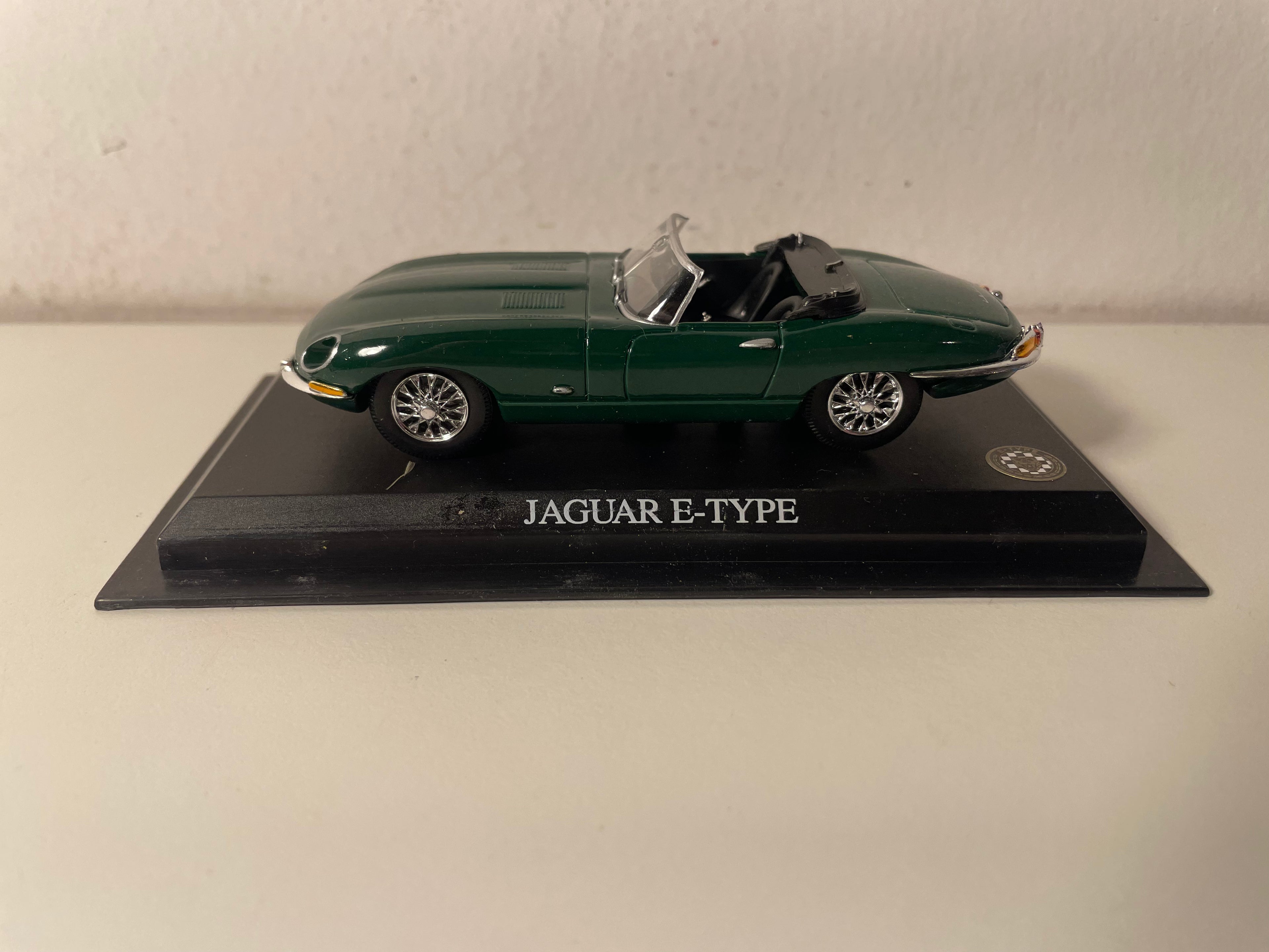 Jaguar tipo E (collezione Del-Prado)
