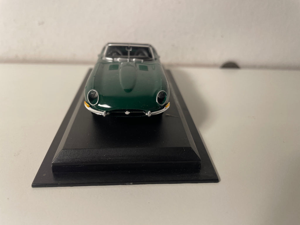 Jaguar tipo E (collezione Del-Prado)