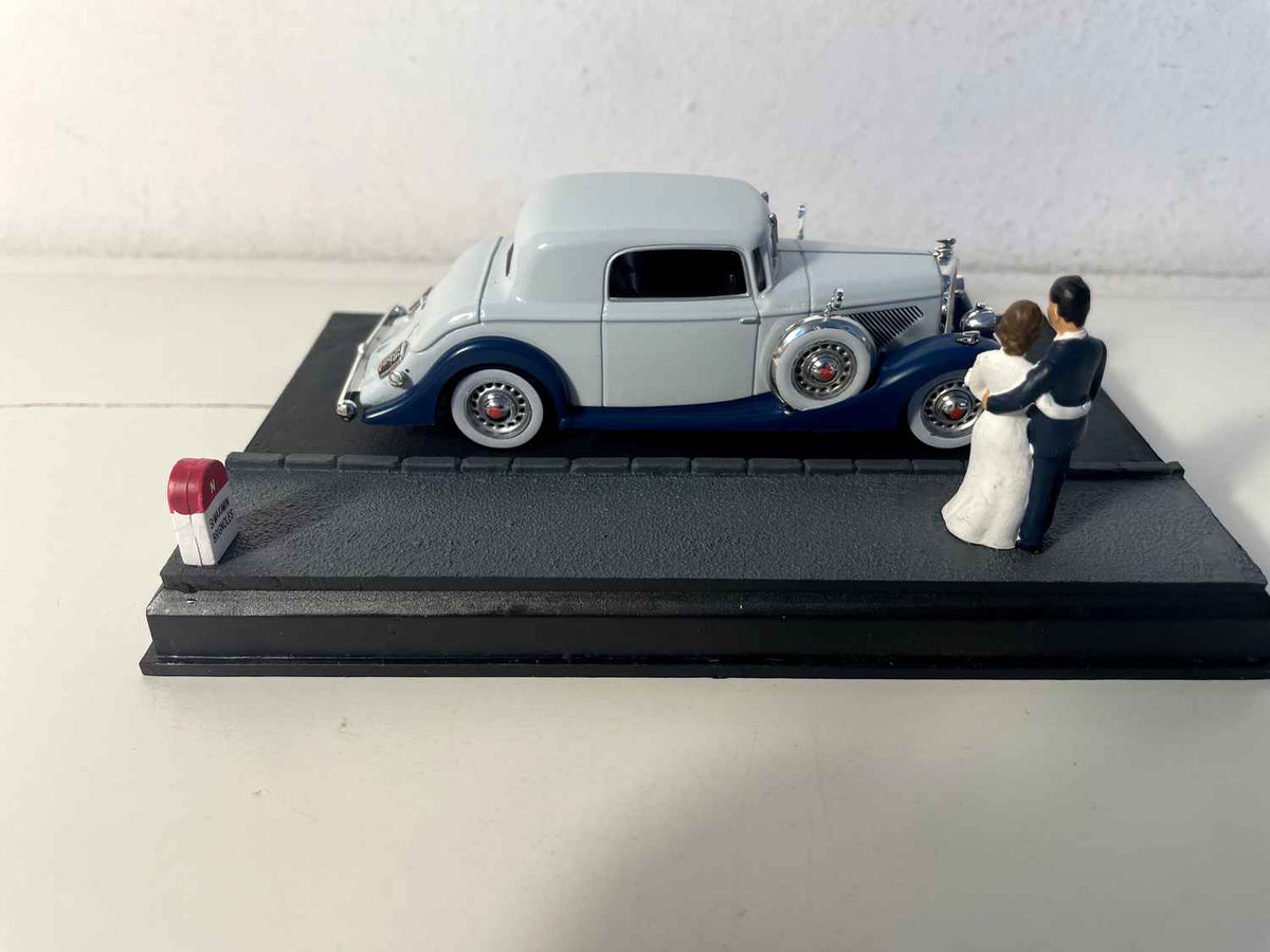 Panhard 6 CS faux cabrioletgréiss a bläiw - La Nationale 7 - d'blau Strooss