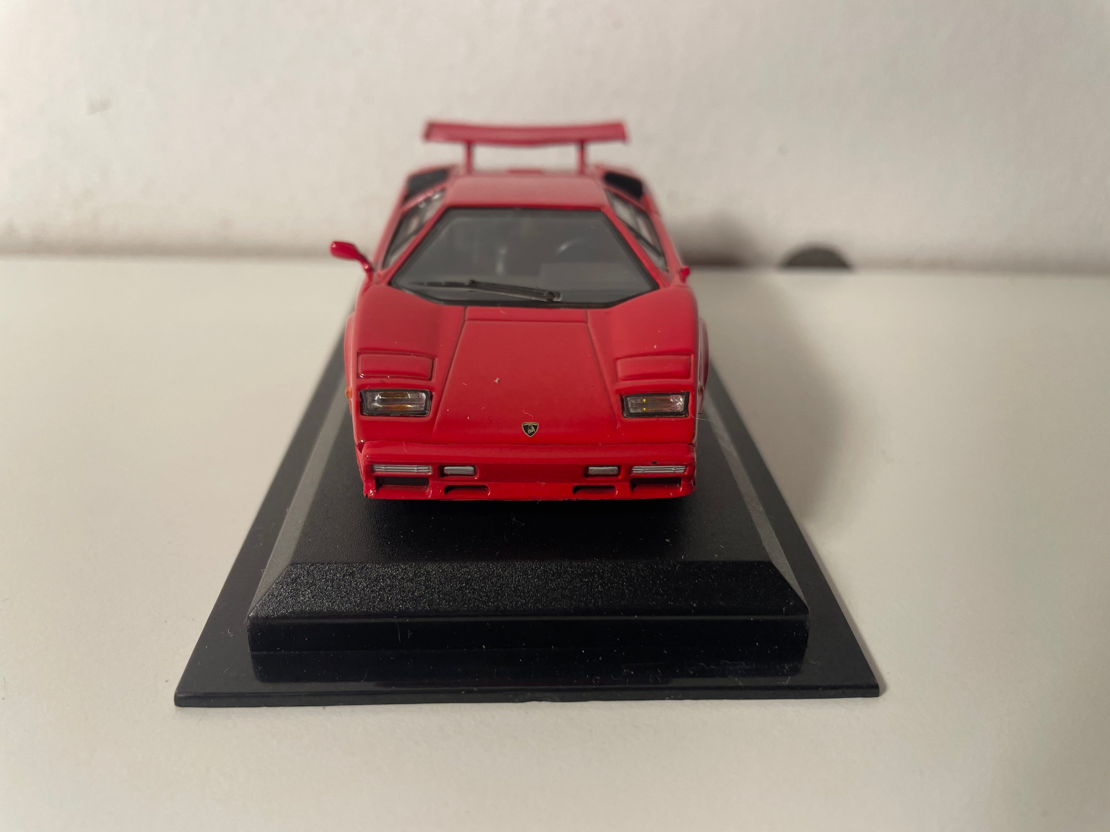 Red Lamborghini Countach (Del Prado)