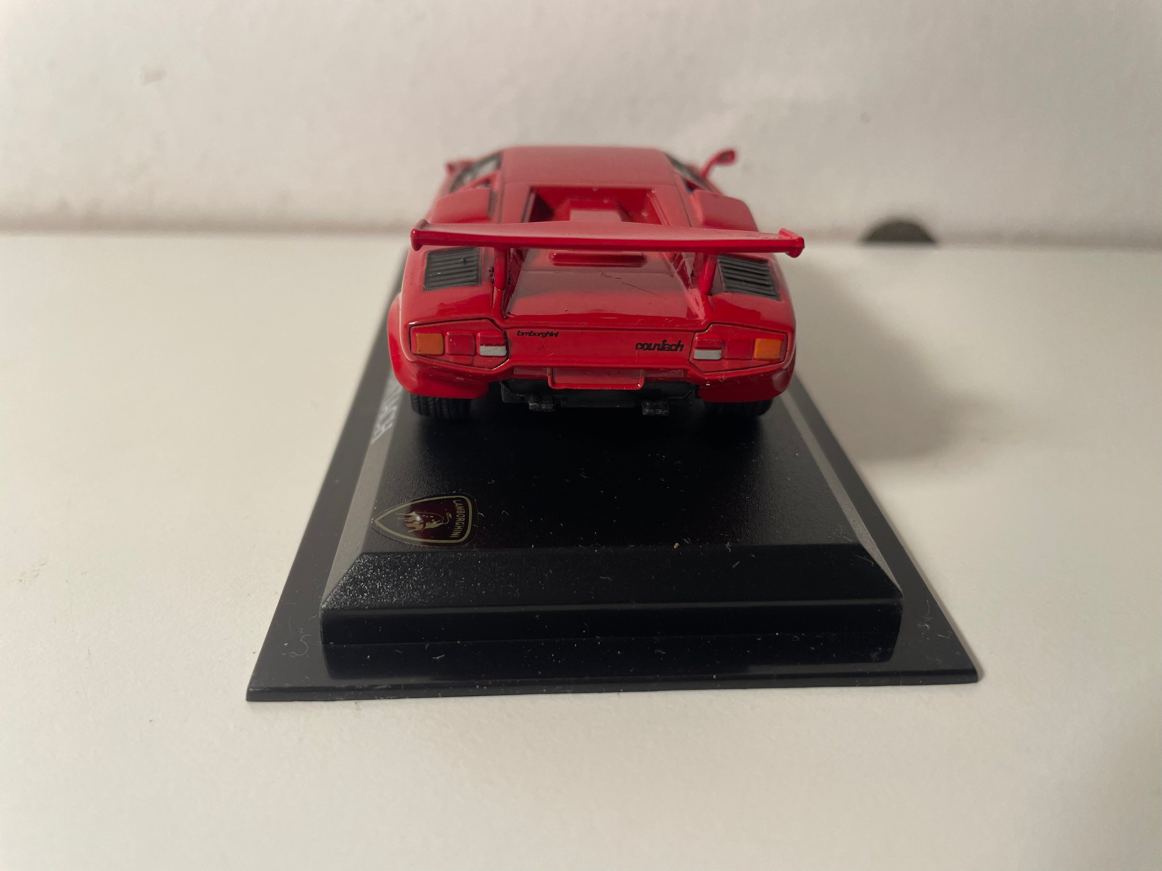 Red Lamborghini Countach (Del Prado)