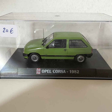 Opel Corsa verde de 1982 (Auto PLus)