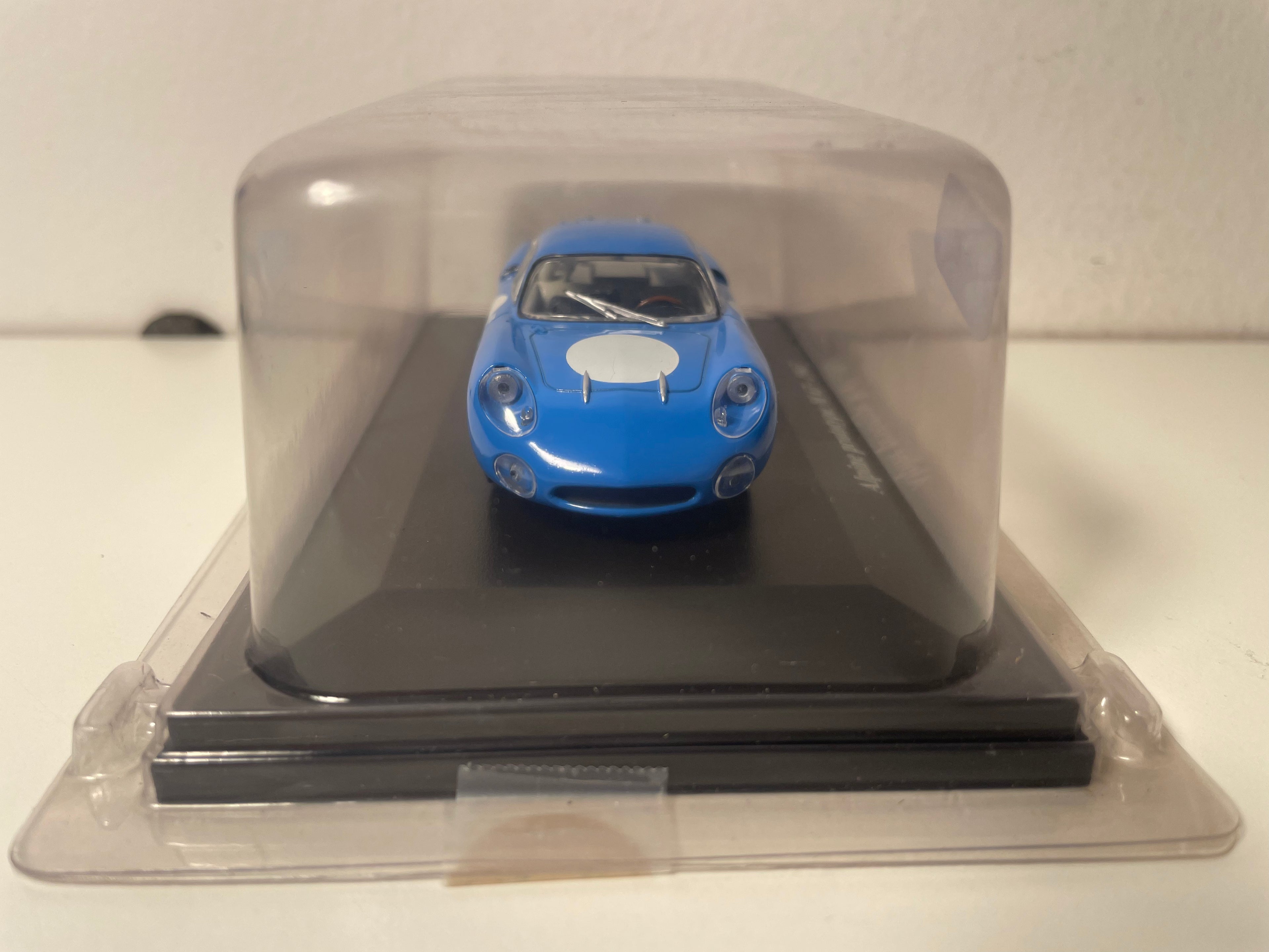 Renault Alpine Prototype M63 blu con cerchi bianchi del 1963 (in blister)