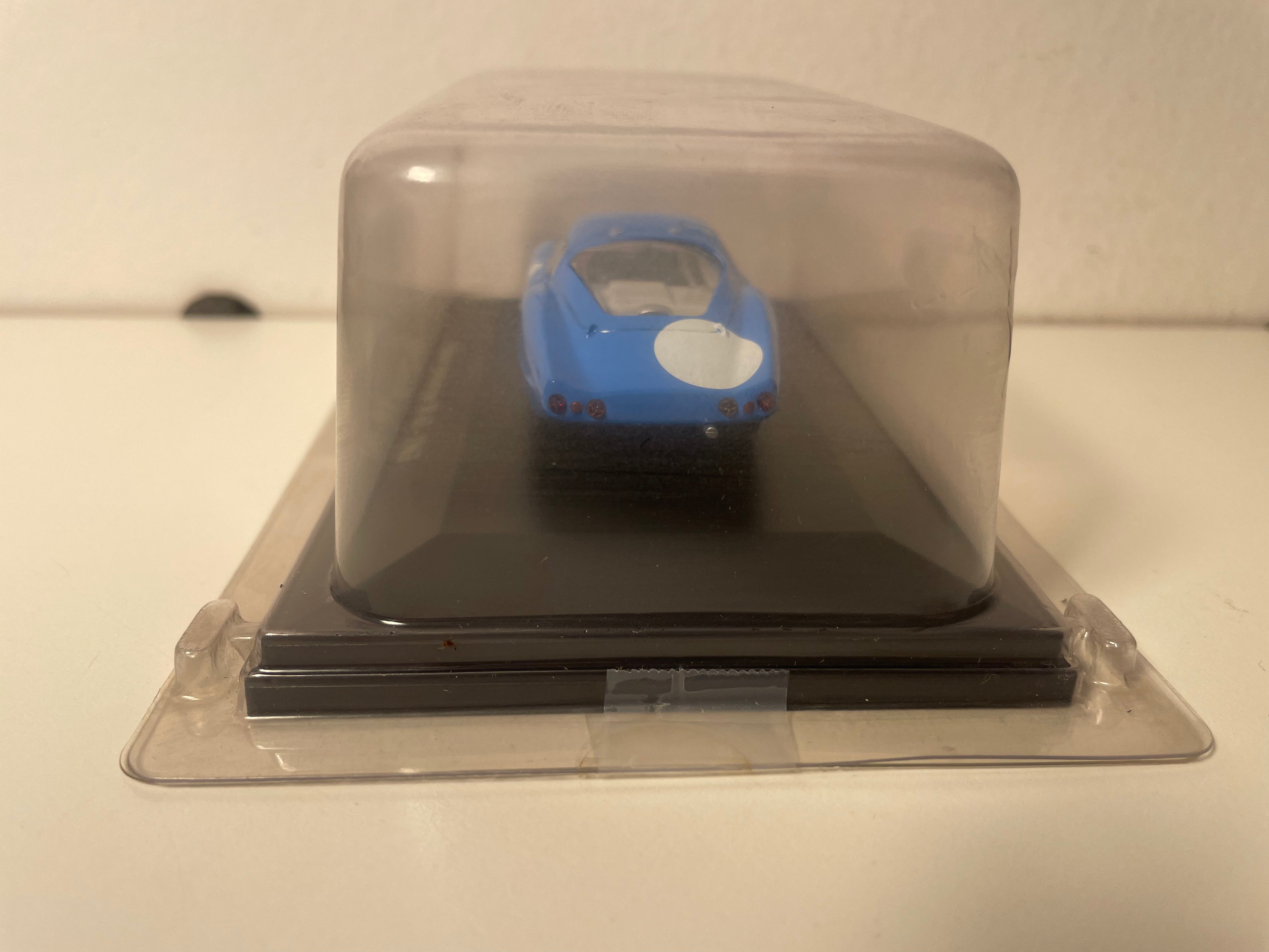 Renault Alpine Prototype M63 blu con cerchi bianchi del 1963 (in blister)
