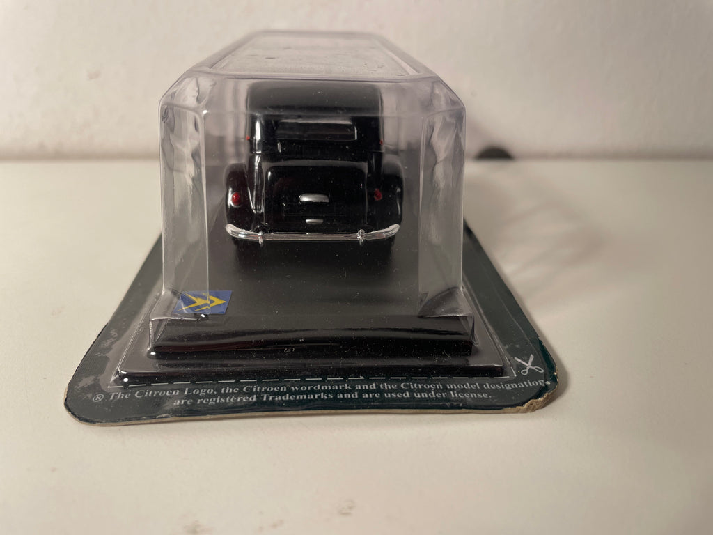 Citroën traction 11CV noire - Del Prado