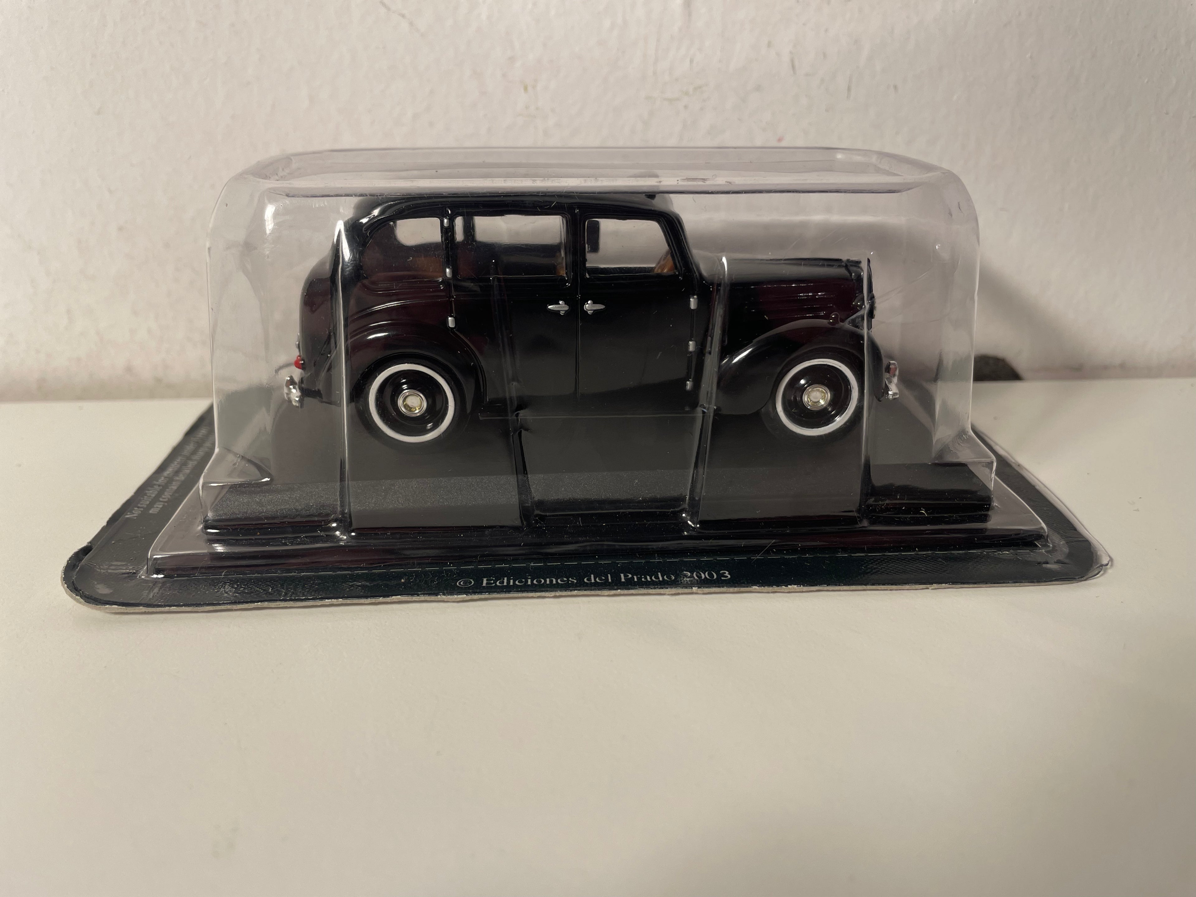 Austin FX3 noir de 1958 (Taxi à Londres) - Del Prado