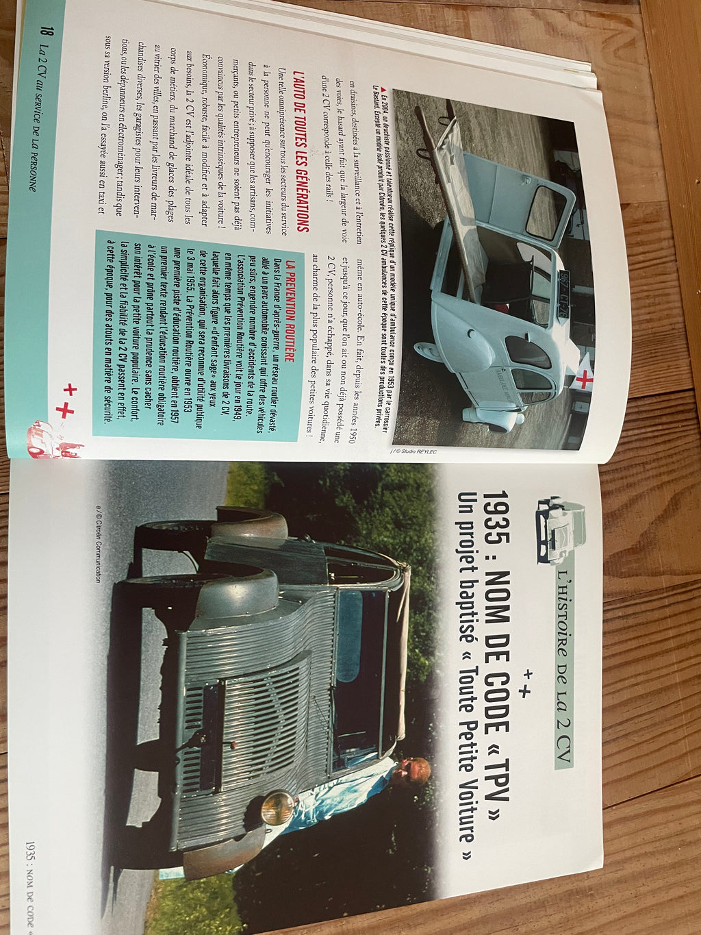 Fascicules sur les 2 CV Citroën (collection AUTO PLUS)