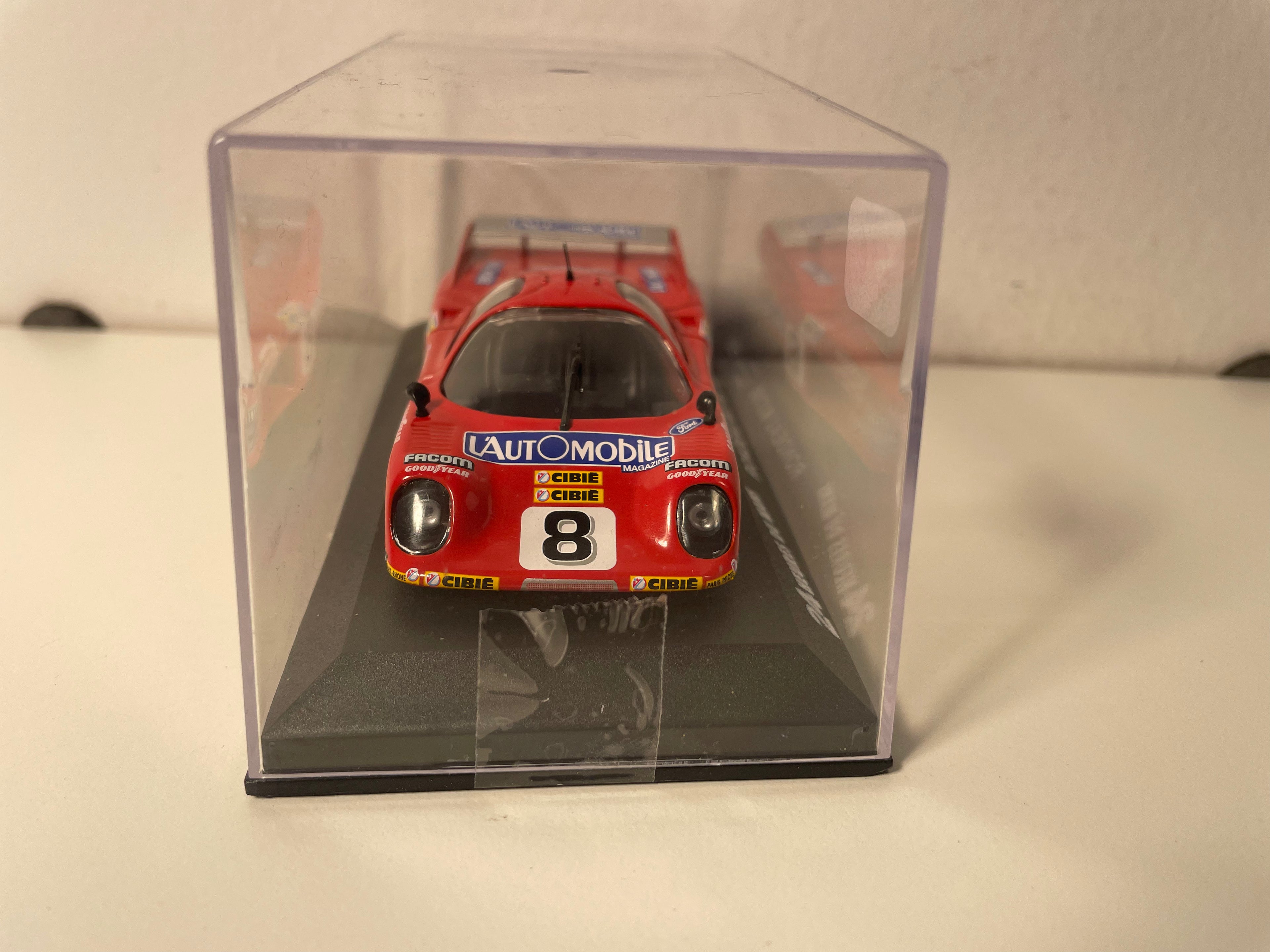 Rondeau M379B rouge numéro 8 - 24 heures du Mans de 1981