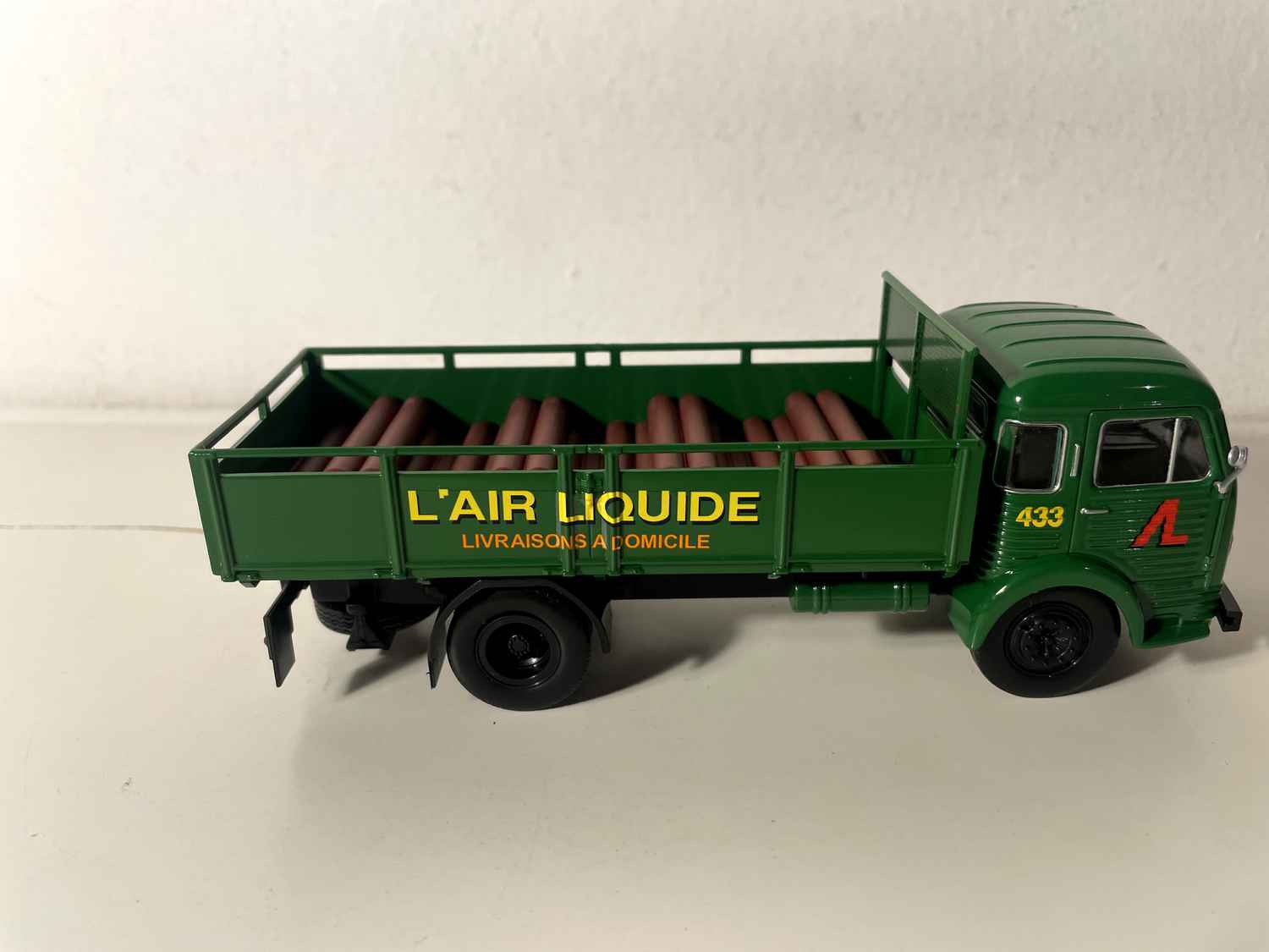 1959 SIMCA Cargo Truck AIR LIQUIDE