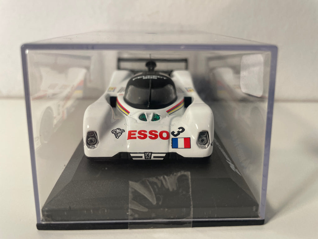Peugeot 905 blanco número 3 - 24 horas de Le Mans de 1993