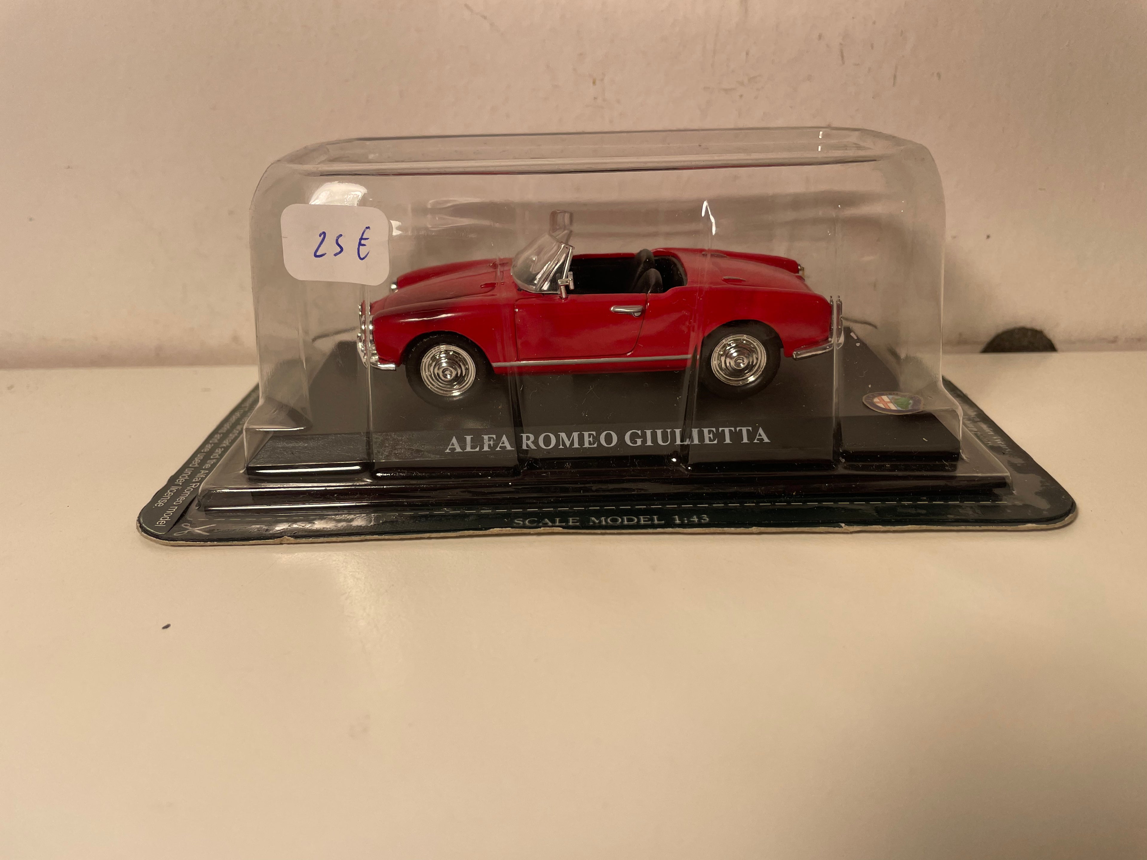 Alfa Romeo Giulietta Cabriolet Rot - Del Prado