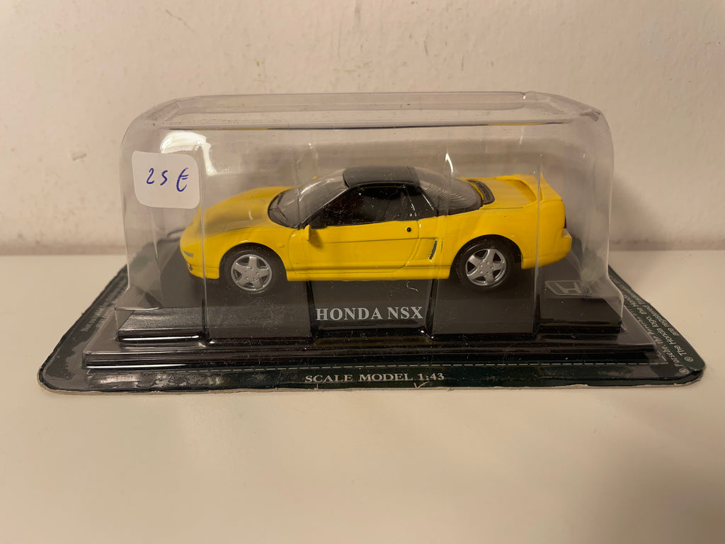 Honda NSX gialla