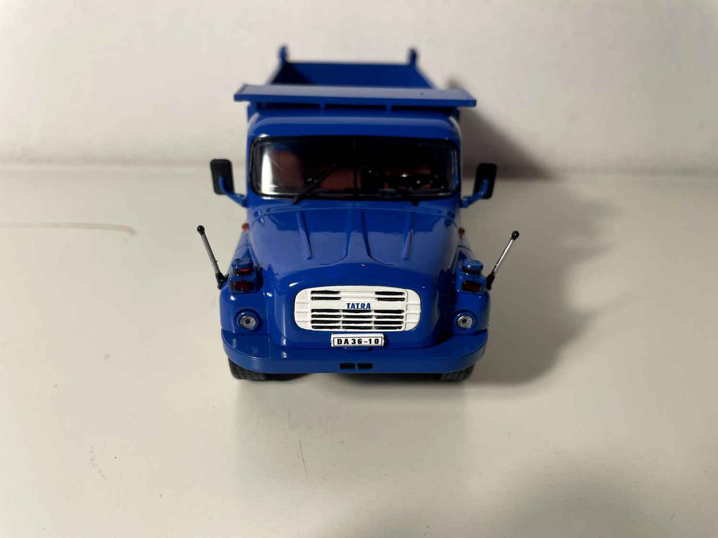 TARTRA 148 S 3 vrachtwagen uit 1969 - blauwe kiepwagen met KALSBERG opschrift