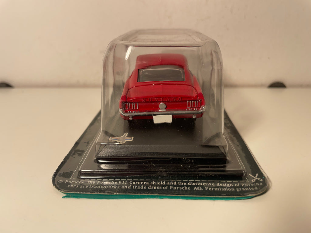 Ford Mustang rouge - Del Prado