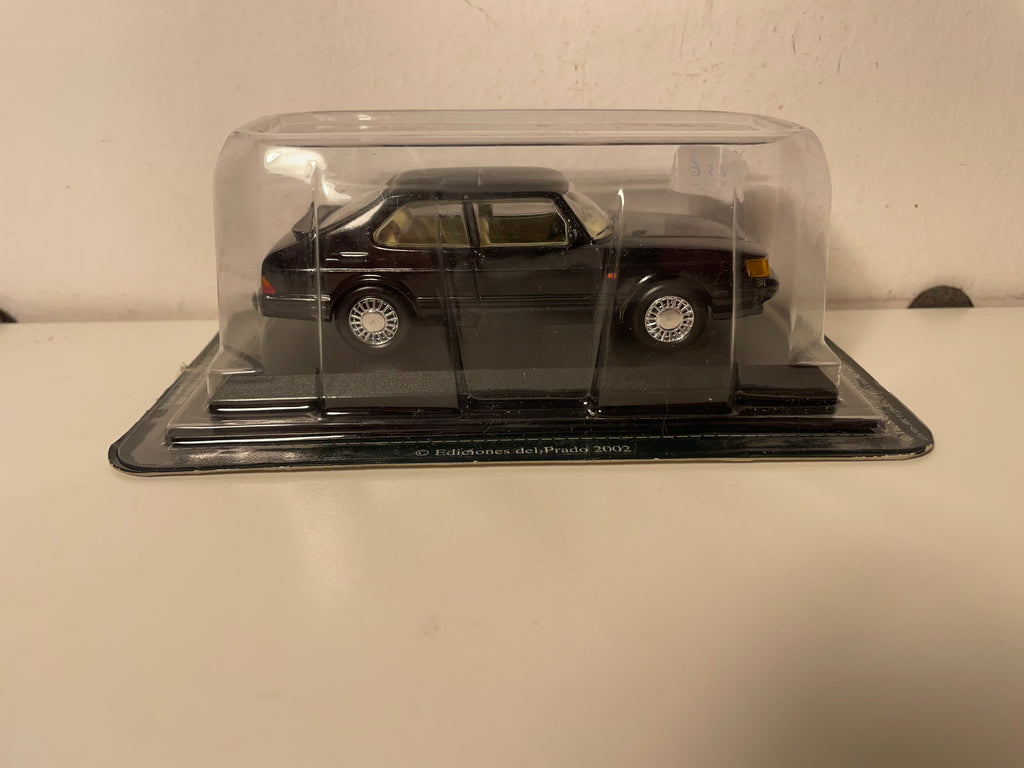 Saab 900S noire - Del Prado