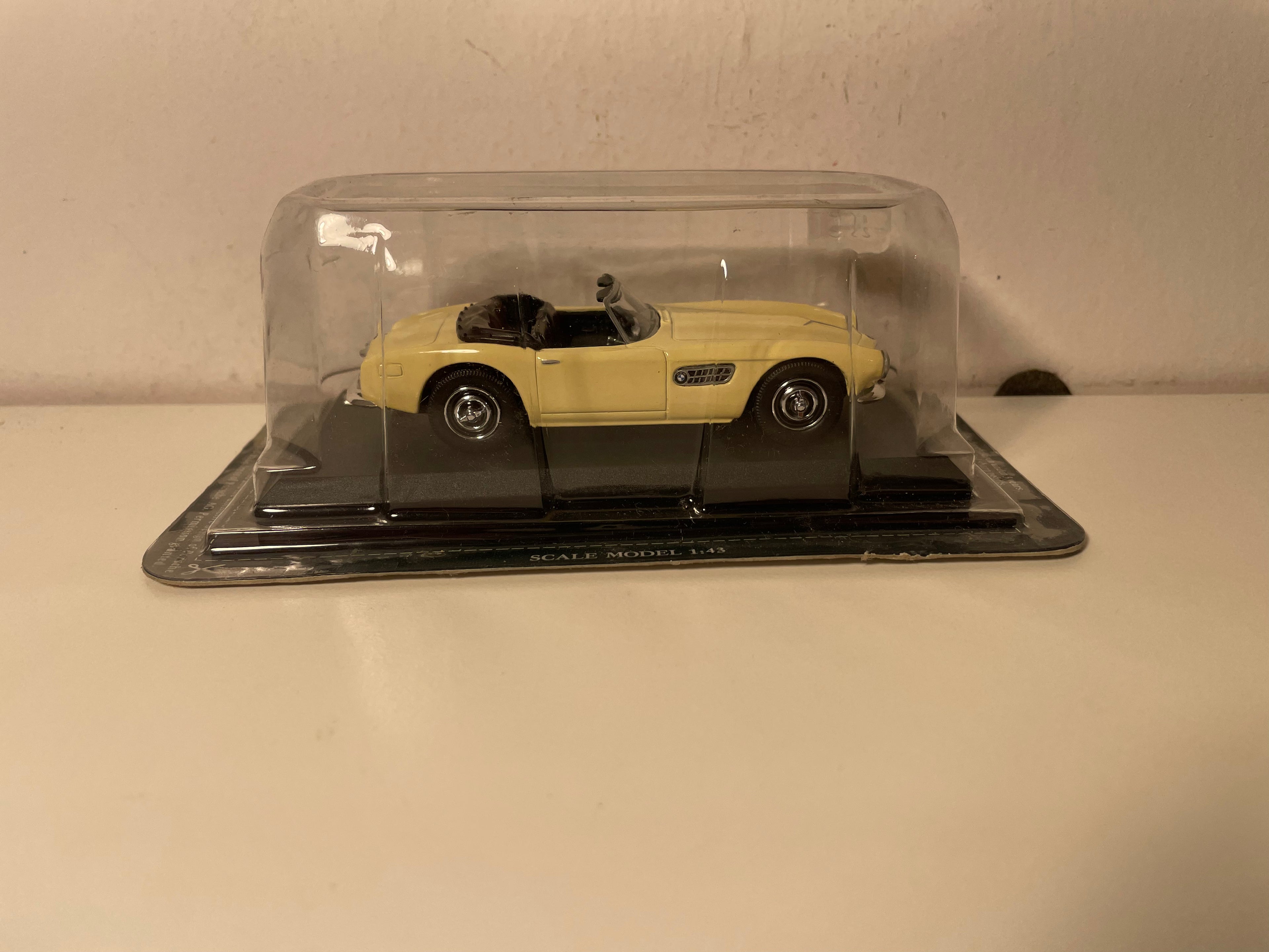 BMW 507 beige/jaune pâle