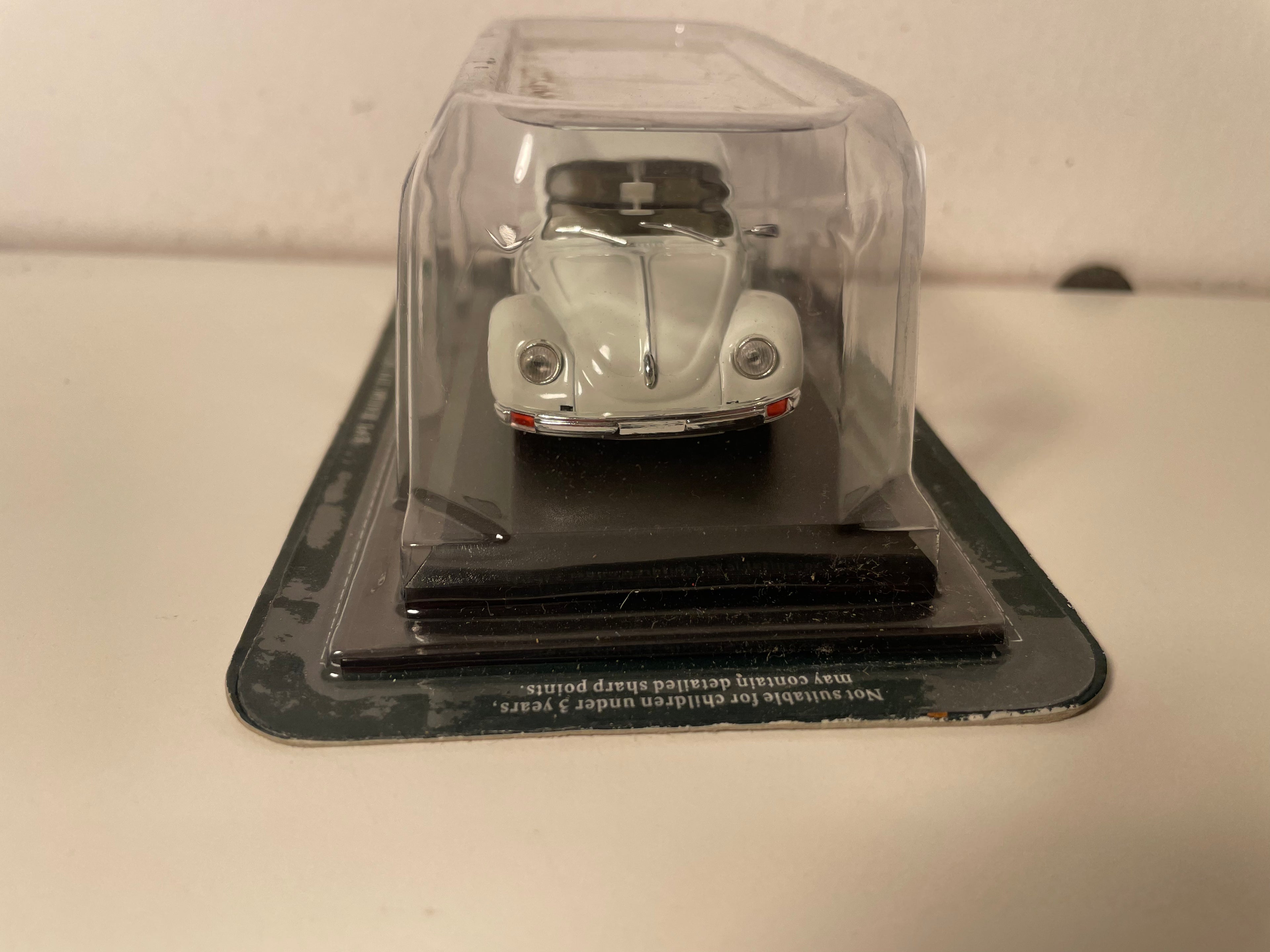 Volkswagen Beetle blanche - Del Prado