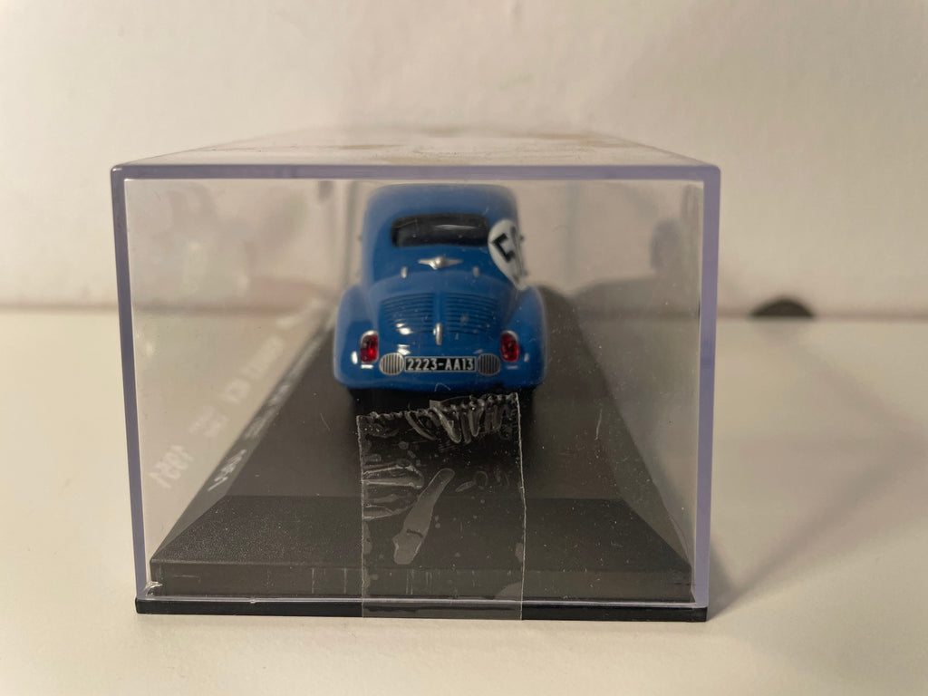 Renault 4 CV blaue Nummer 50 - 24 Stunden von Le Mans 1951