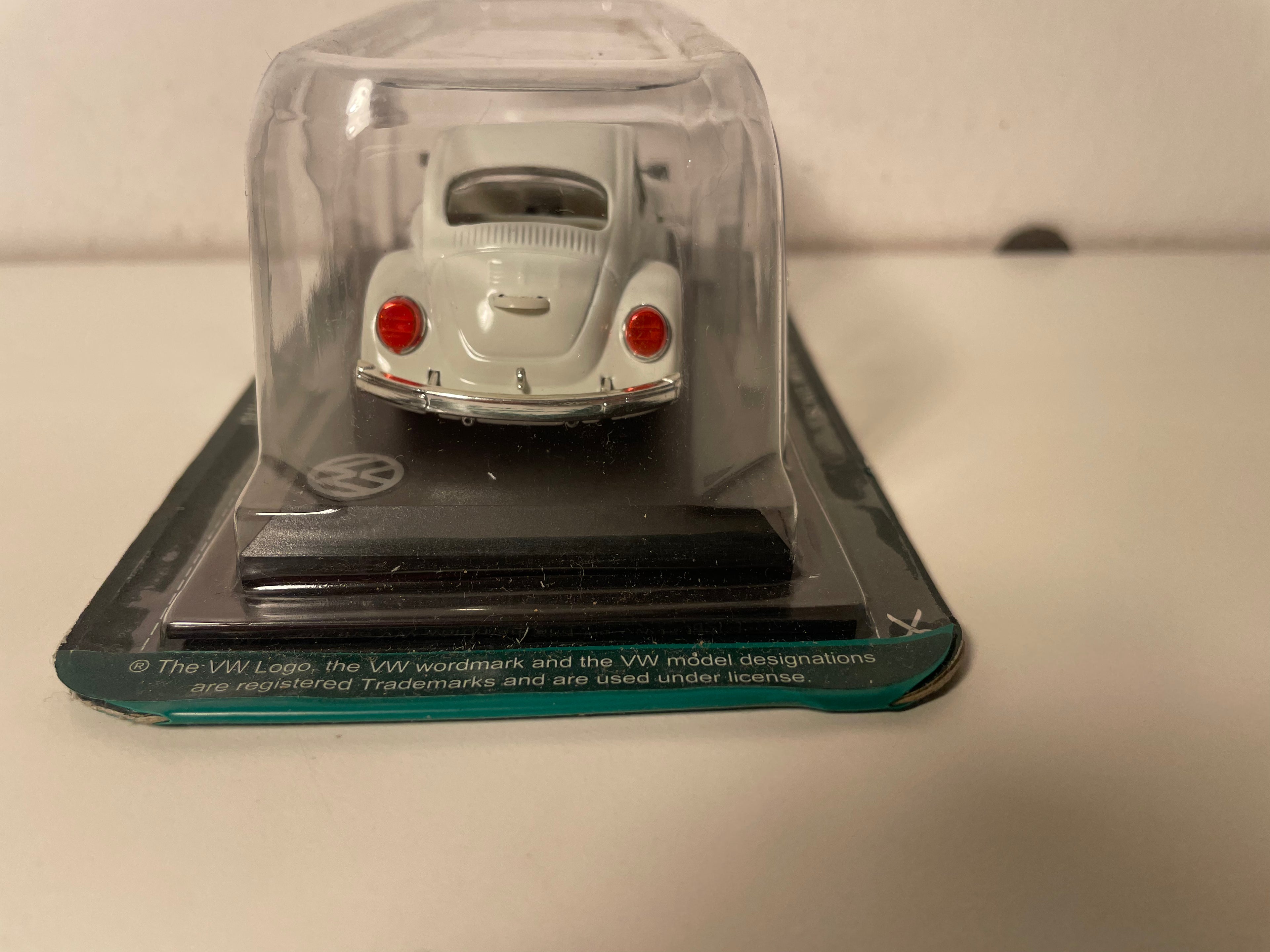 Volkswagen Beetle blanche - Del Prado
