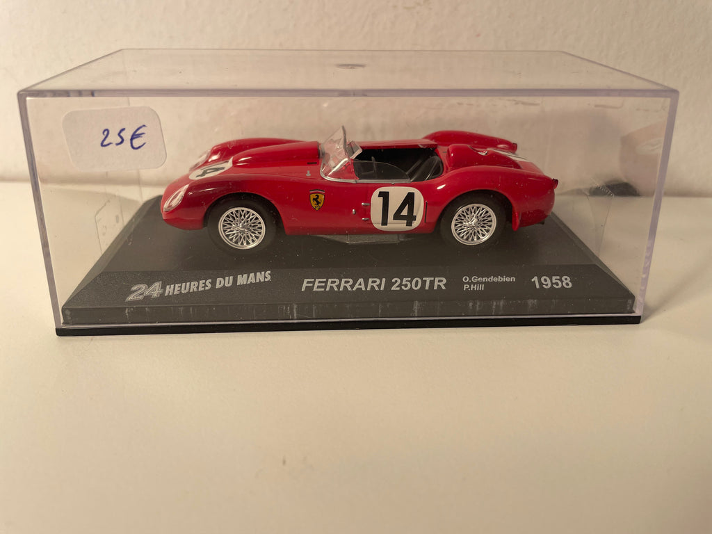 Rout Ferrari 250TR Nummer 14 (24 Stonne vu Le Mans 1958)