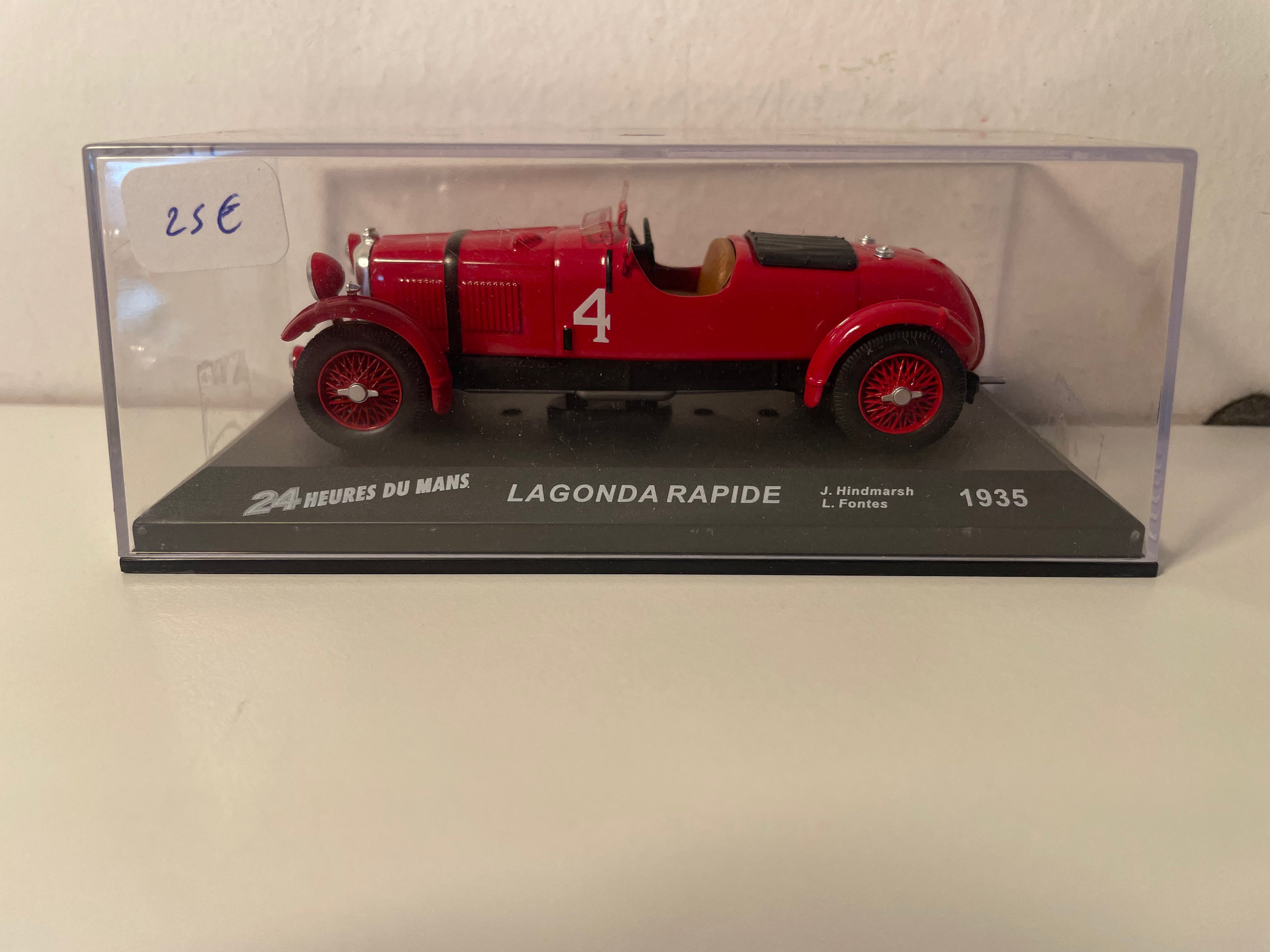 Lagonda Rapide rojo número 4 (24 Horas de Le Mans de 1935)