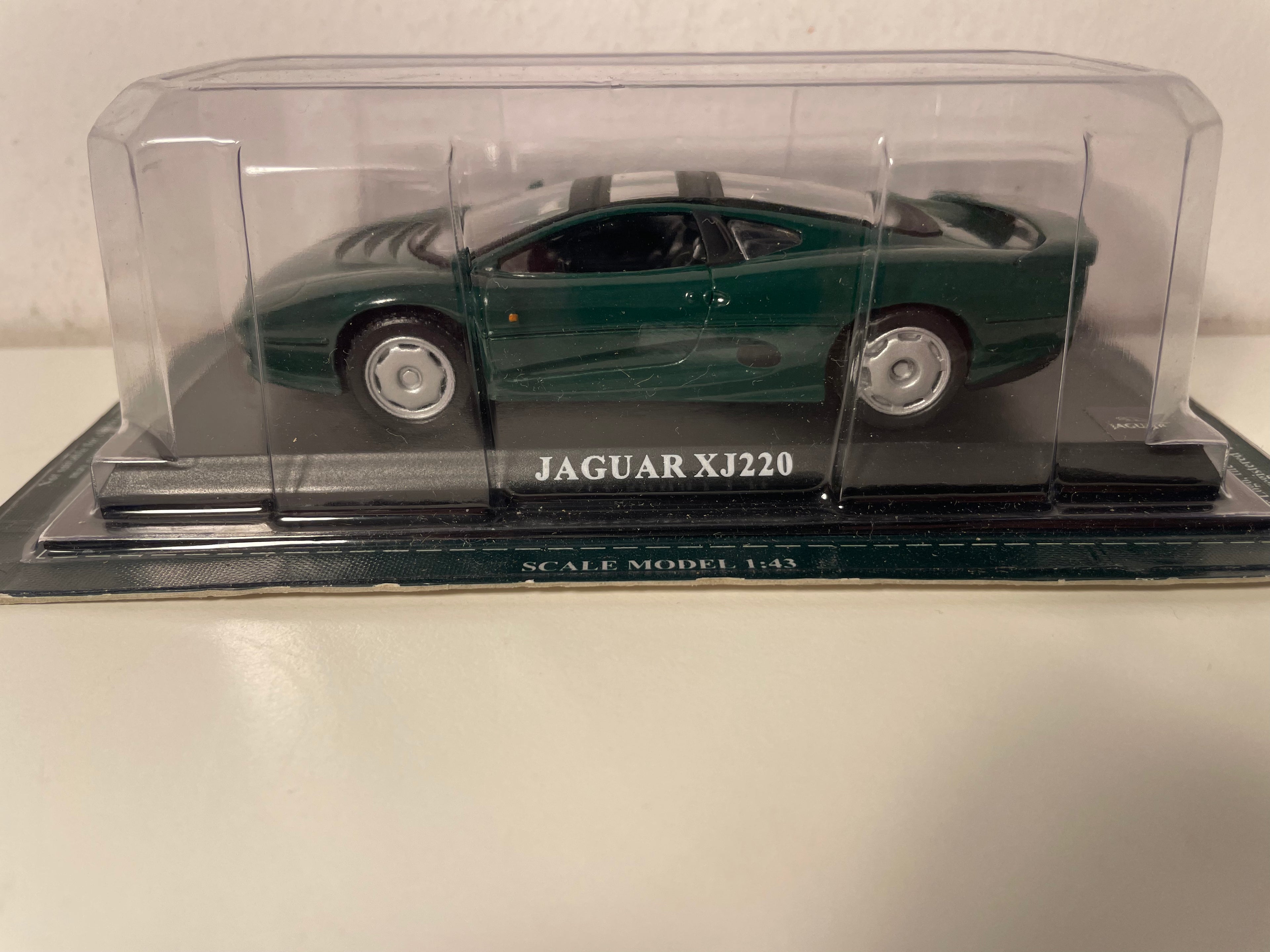 Jaguar XJ220 verte - Del Prado