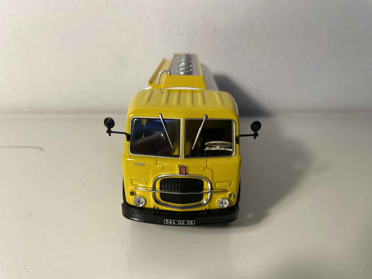 Fiat 643-690 "AGIP" Truck