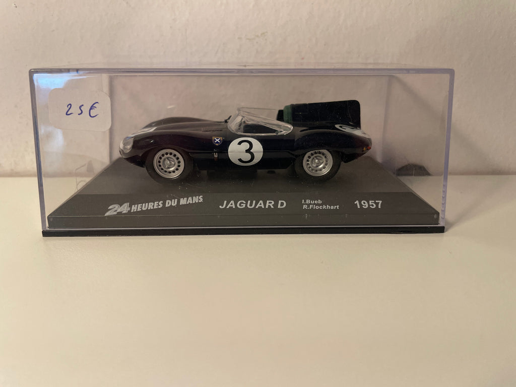 Jaguar D bleue très foncée numéro 3 - 24 heures du Mans de 1957