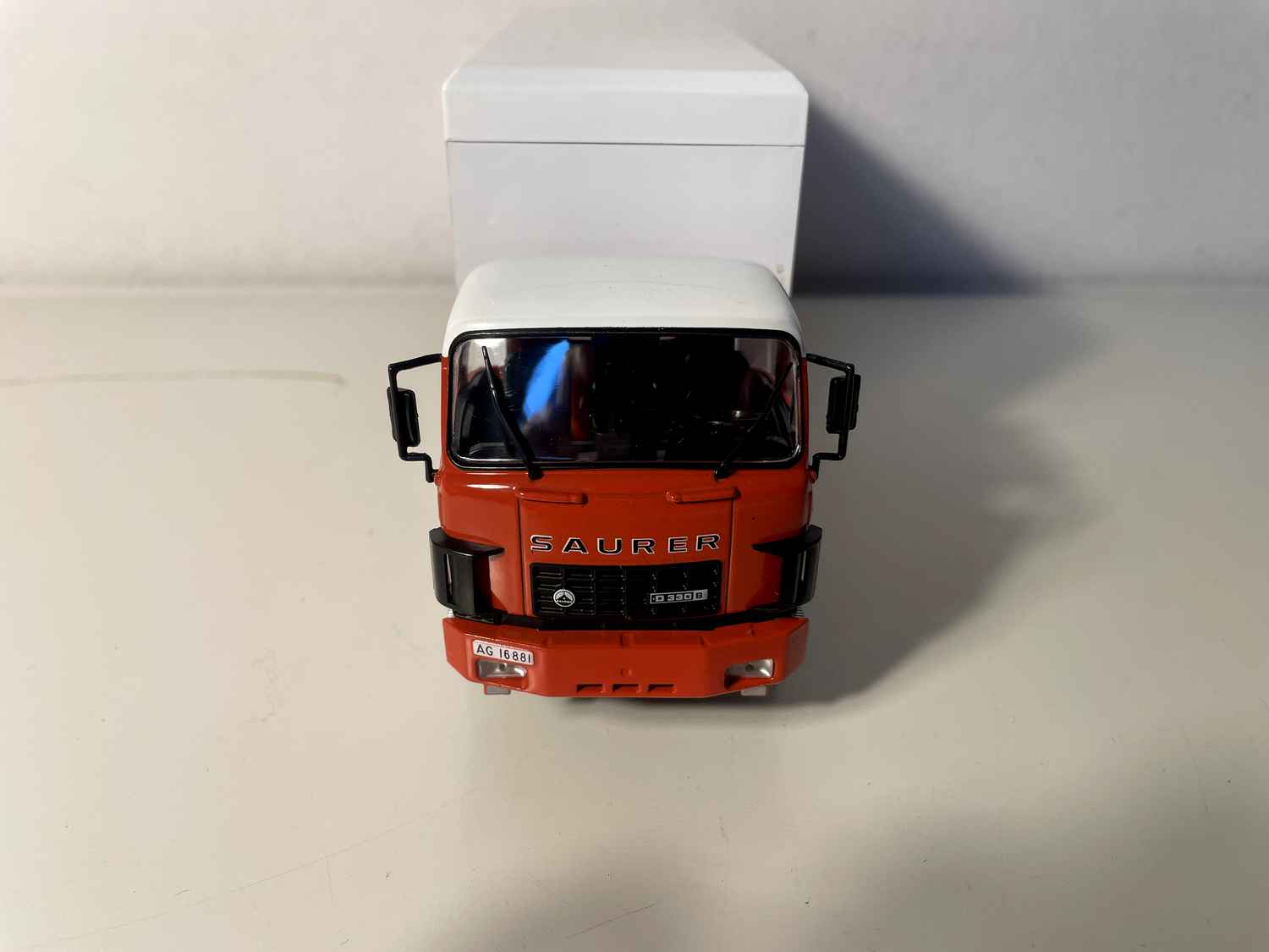 Camião frigorífico Saurer D 330 "COOP" (Immer Frisch)