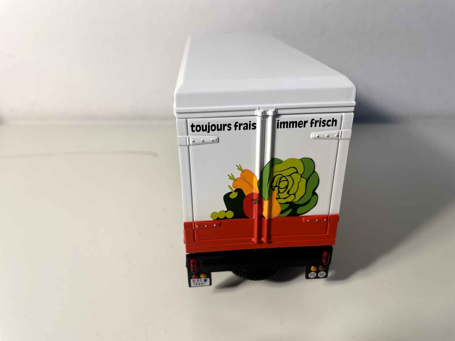 Camião frigorífico Saurer D 330 "COOP" (Immer Frisch)