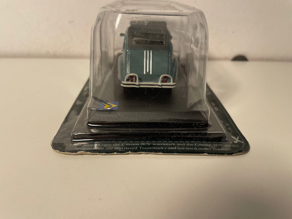 Citroën 2 cv verte foncée ? et capote grise foncée - Del Prado