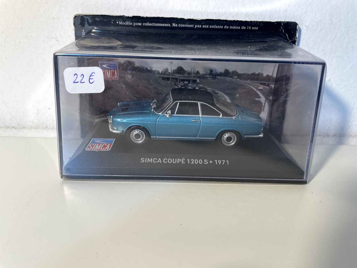 Blue SIMCA Coupé 1200S aus 1971
