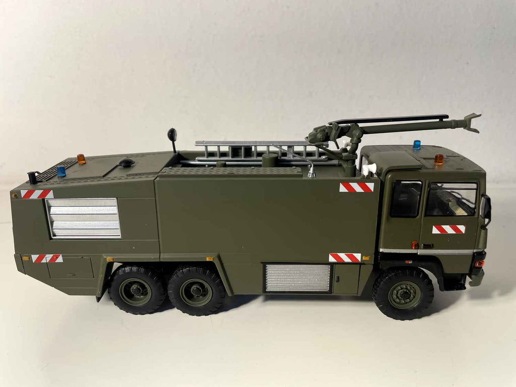 Thomas VMA 71 Militaire Brandweervoertuig in Militair Groen (Frankrijk 1990) - Militaire Truck