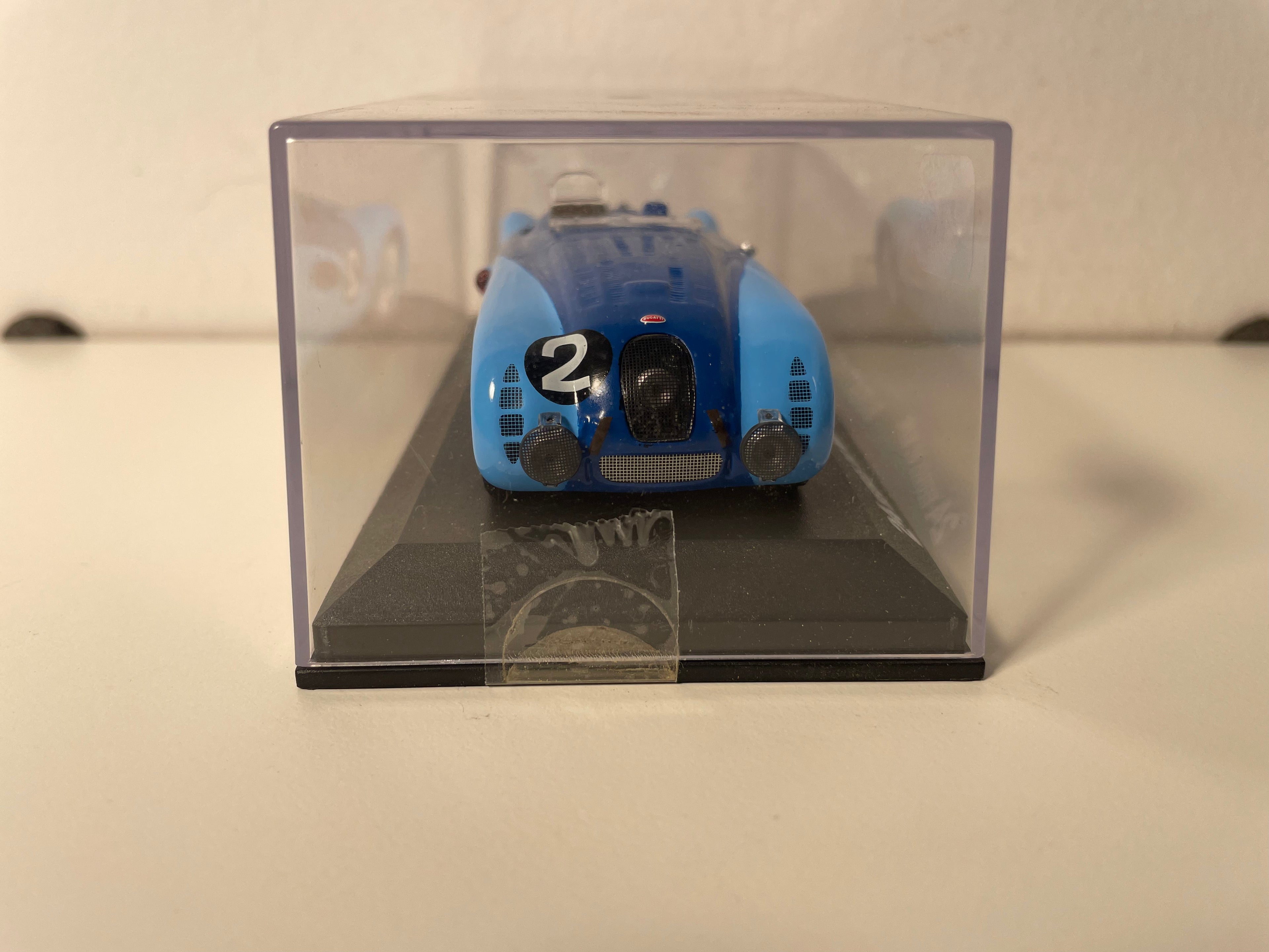Bugatti 57G blau Nummer 2 - 24 Stunden von Le Mans 1937