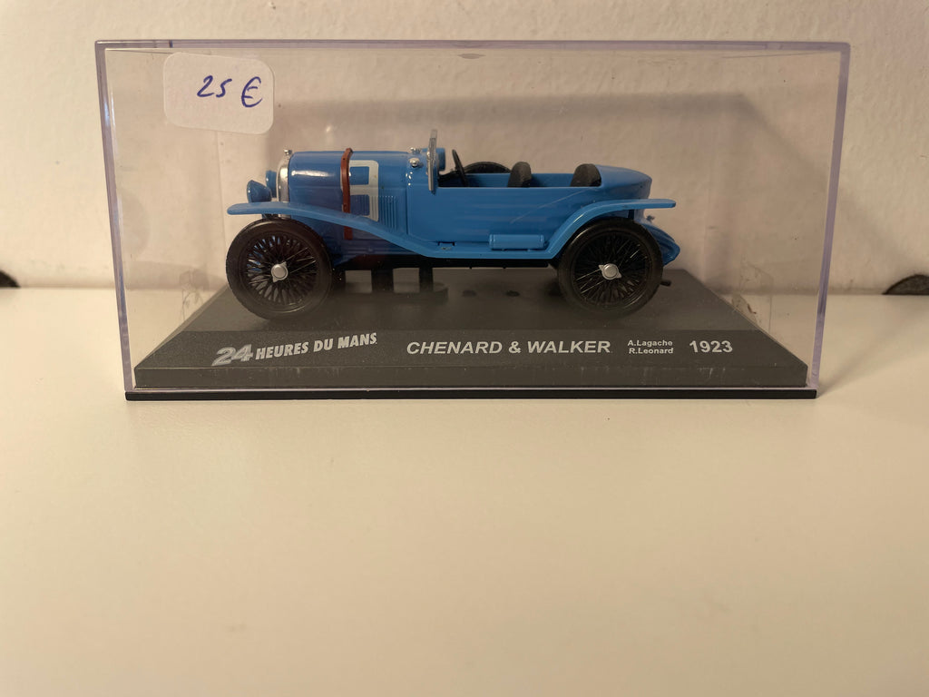 Chenard et Walker bleue numéro 3 - 24 heures du Mans de 1923