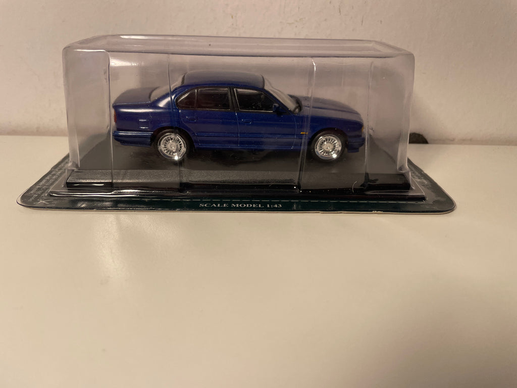 BMW M5 bleue - Del Prado